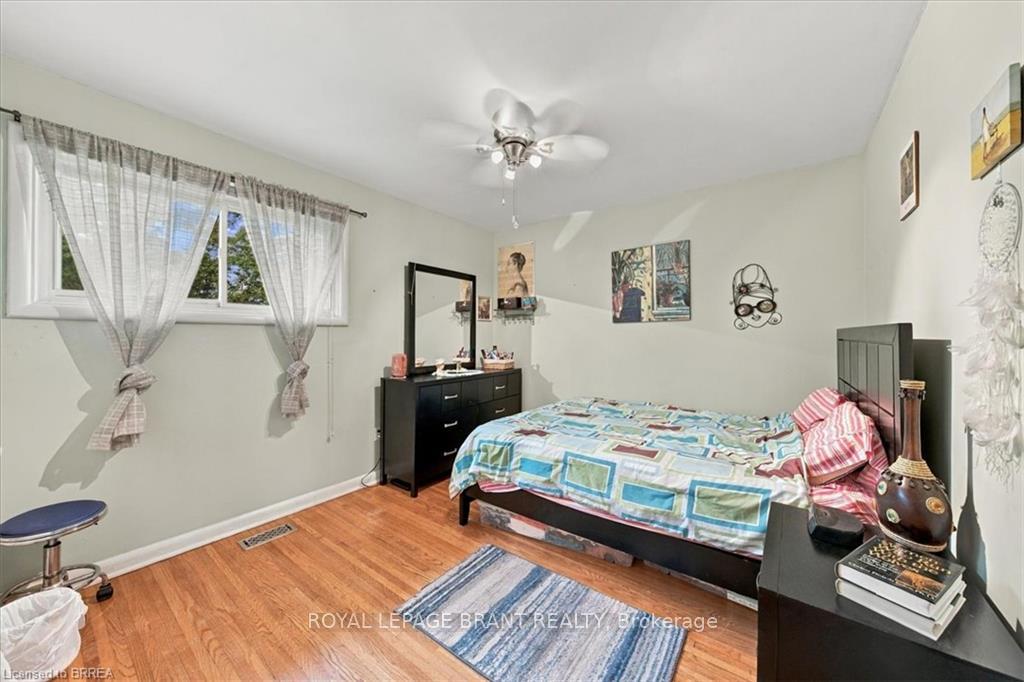 Photo 14 of 43 Cheryl Avenue, Hamilton, Macassa — HOMEH