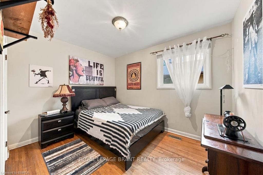 Photo 16 of 43 Cheryl Avenue, Hamilton, Macassa — HOMEH