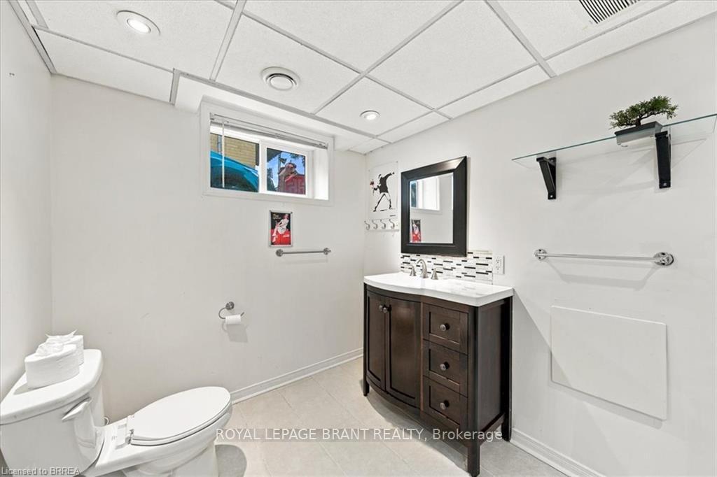 Photo 23 of 43 Cheryl Avenue, Hamilton, Macassa — HOMEH