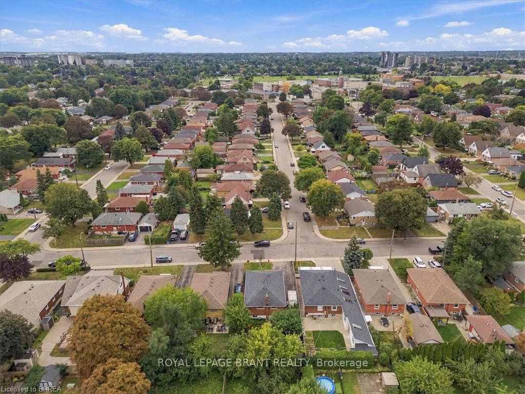 Photo 37 of 43 Cheryl Avenue, Hamilton, Macassa — HOMEH