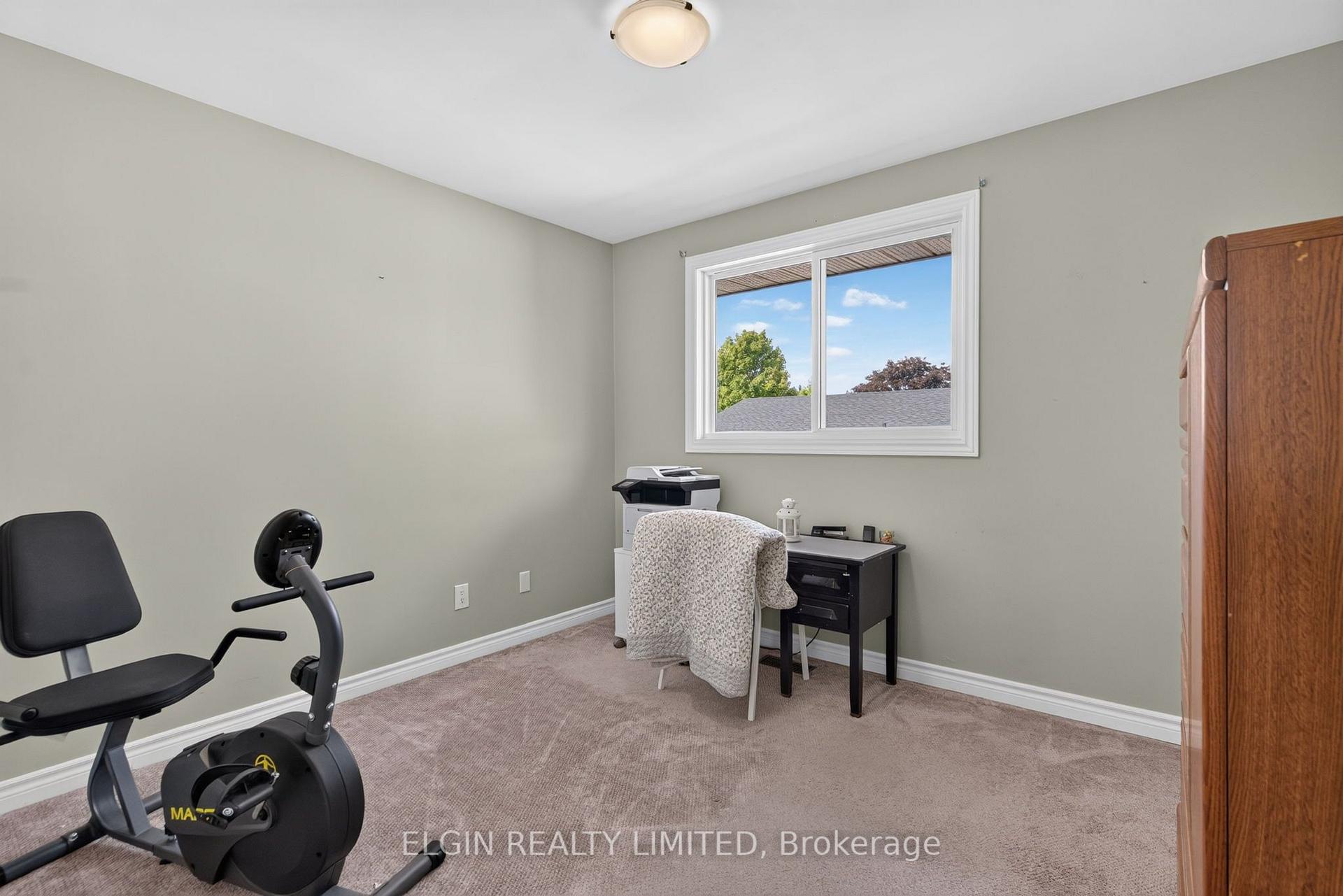 Photo 13 of 35 Leger Avenue, St. Thomas — HOMEH