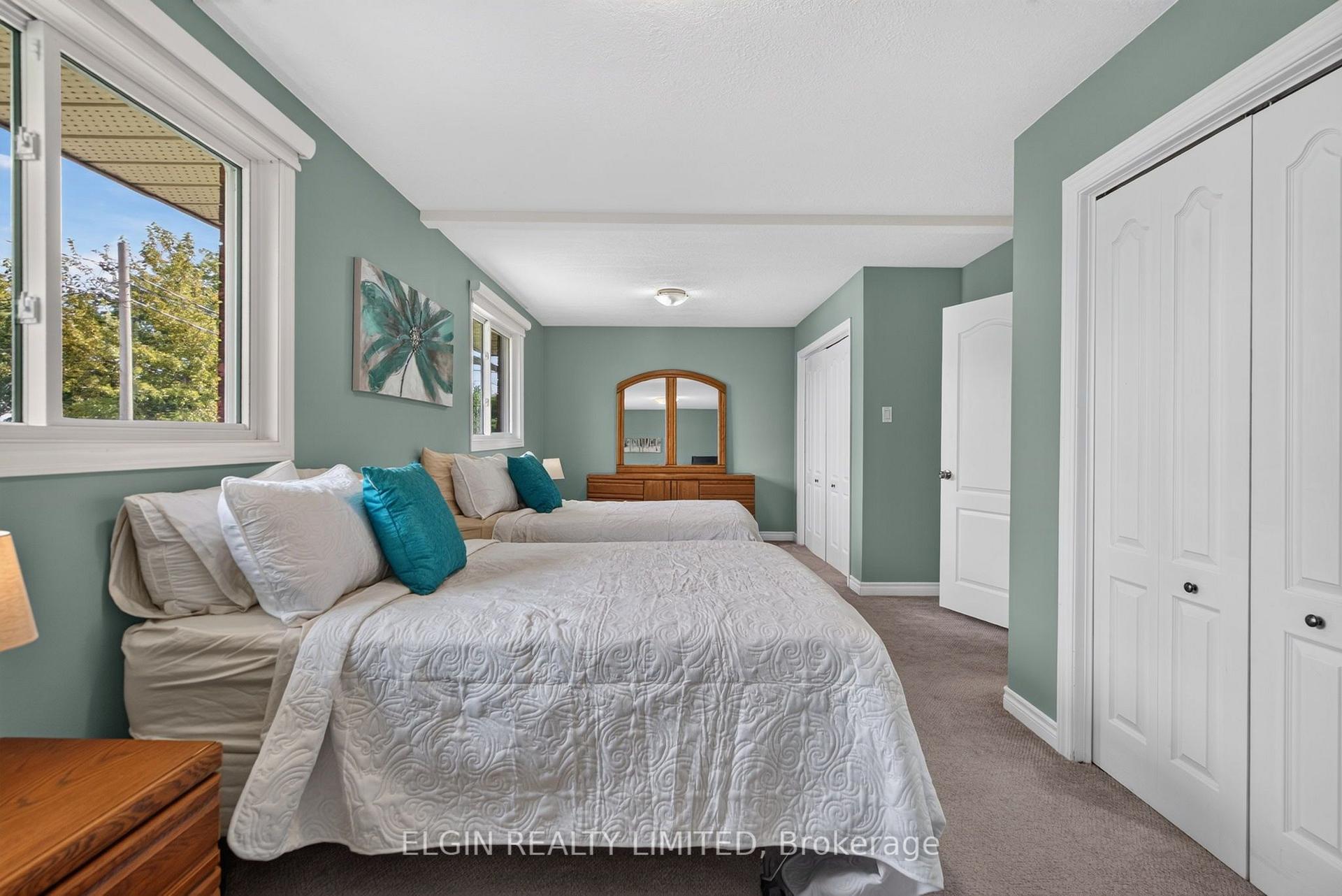 Photo 16 of 35 Leger Avenue, St. Thomas — HOMEH
