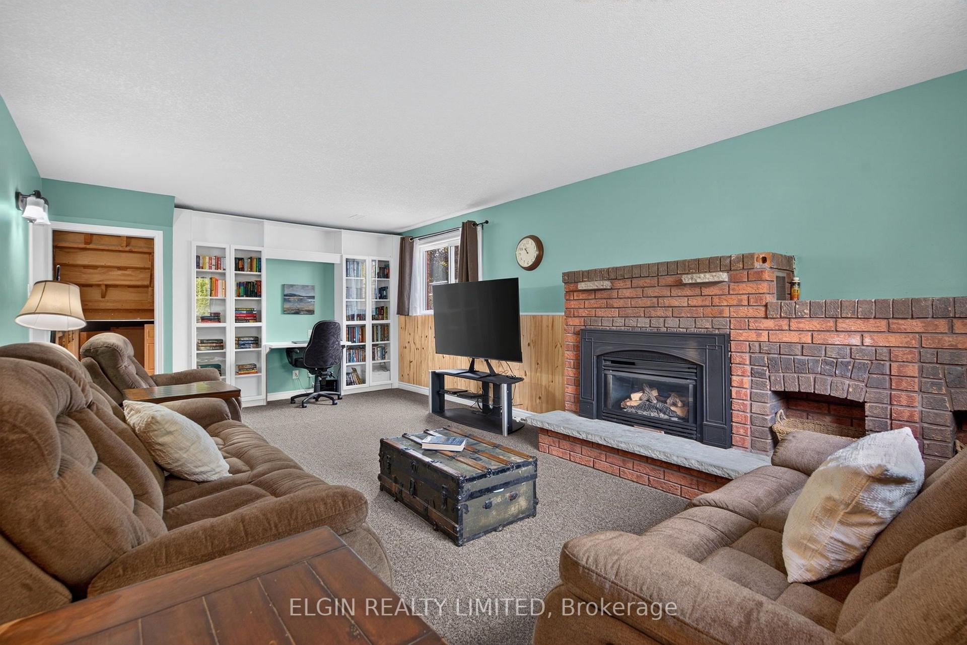 Photo 25 of 35 Leger Avenue, St. Thomas — HOMEH