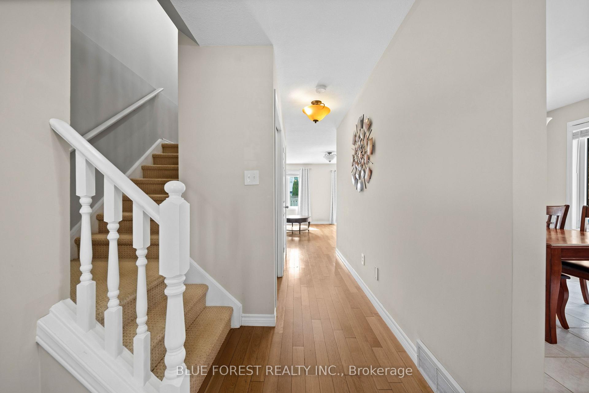 Photo 12 of 163 Emerald Road, London, South U — HOMEH