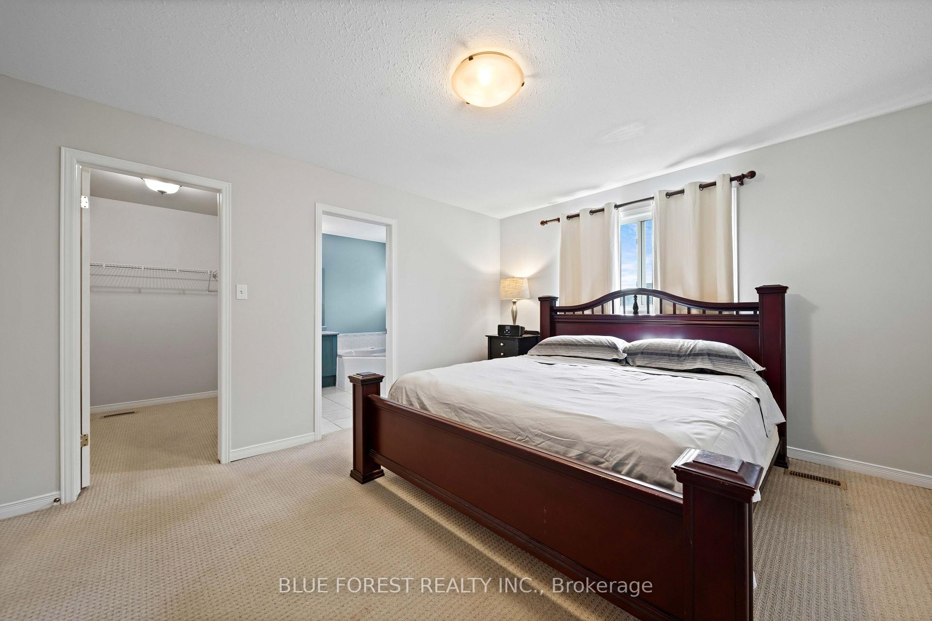 Photo 15 of 163 Emerald Road, London, South U — HOMEH