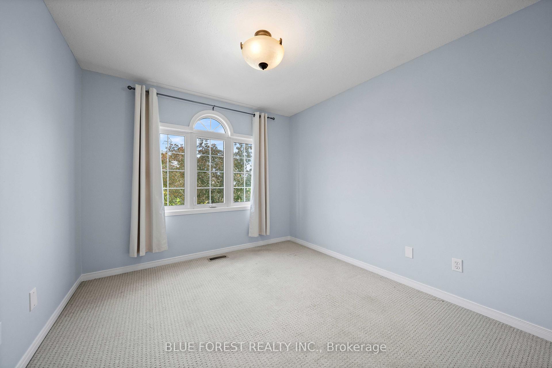Photo 23 of 163 Emerald Road, London, South U — HOMEH