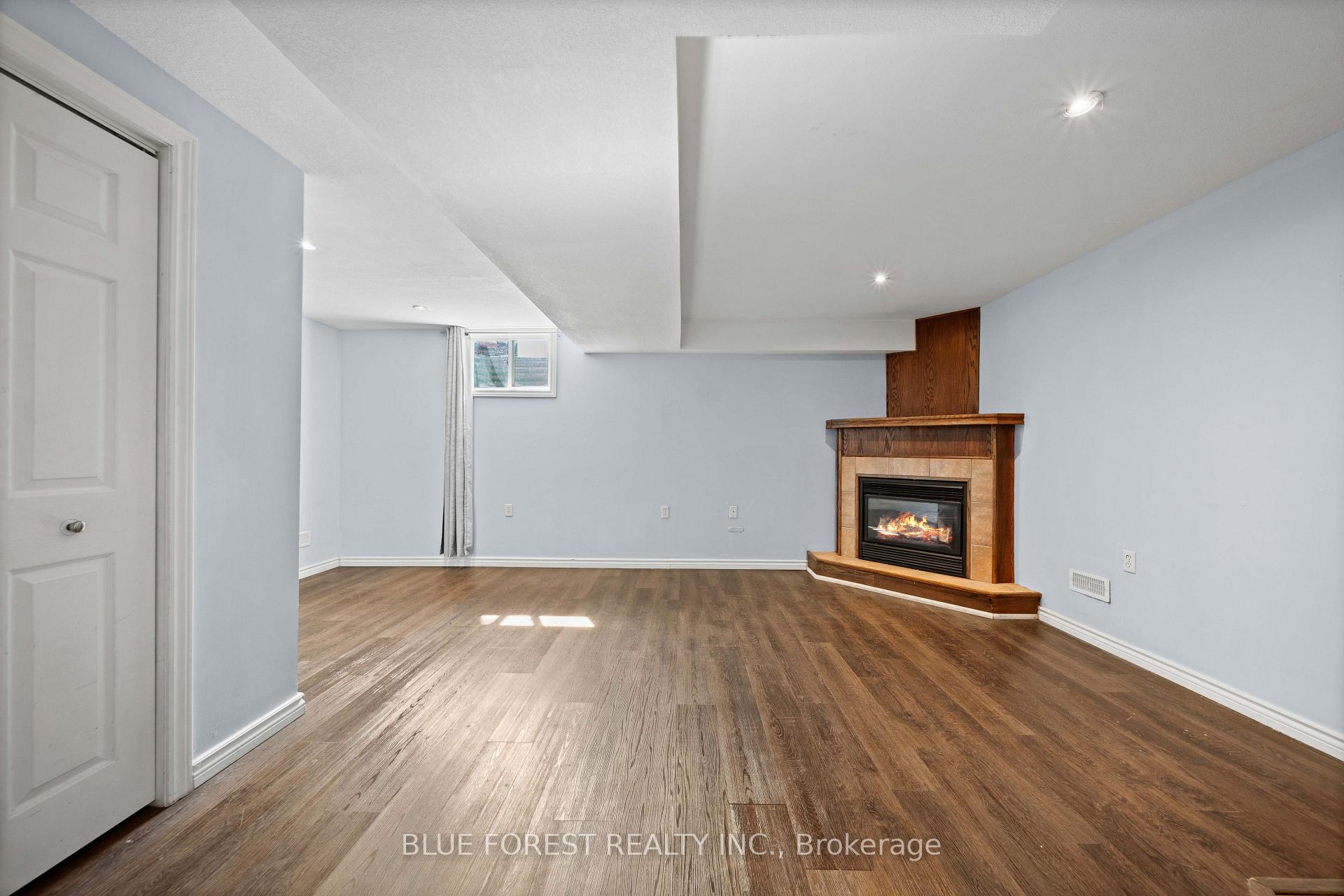 Photo 28 of 163 Emerald Road, London, South U — HOMEH