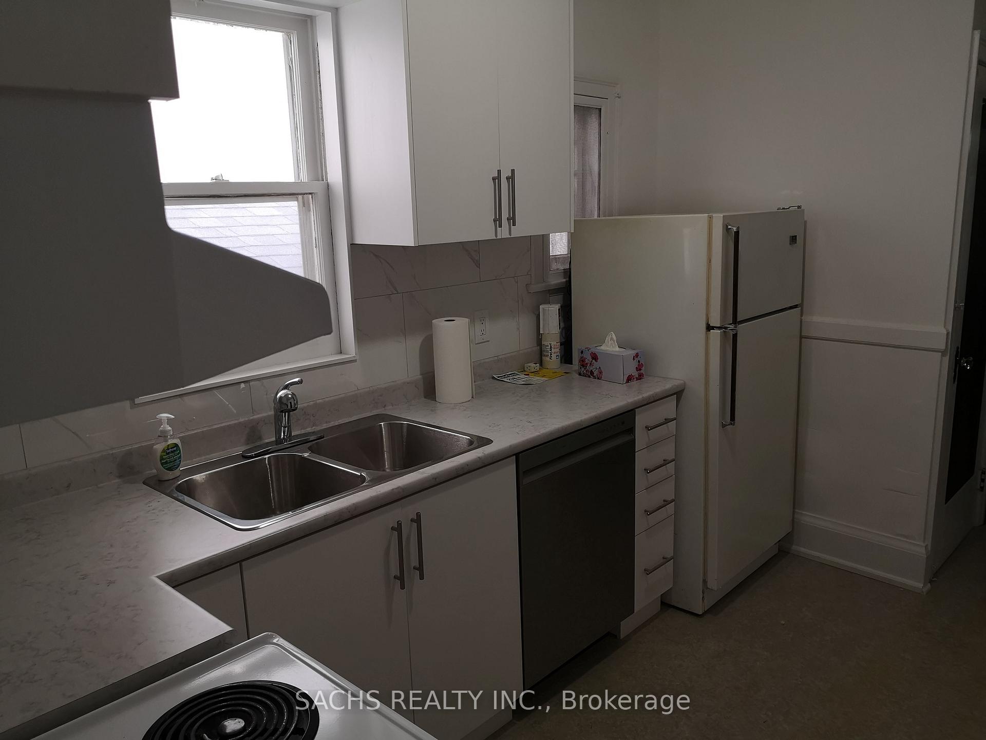 Photo 1 of 61 Latimer Avenue, Toronto, Forest Hill North — HOMEH