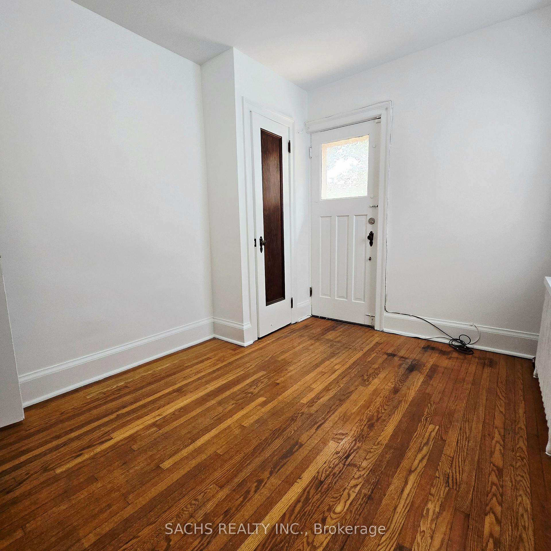 Photo 8 of 61 Latimer Avenue, Toronto, Forest Hill North — HOMEH