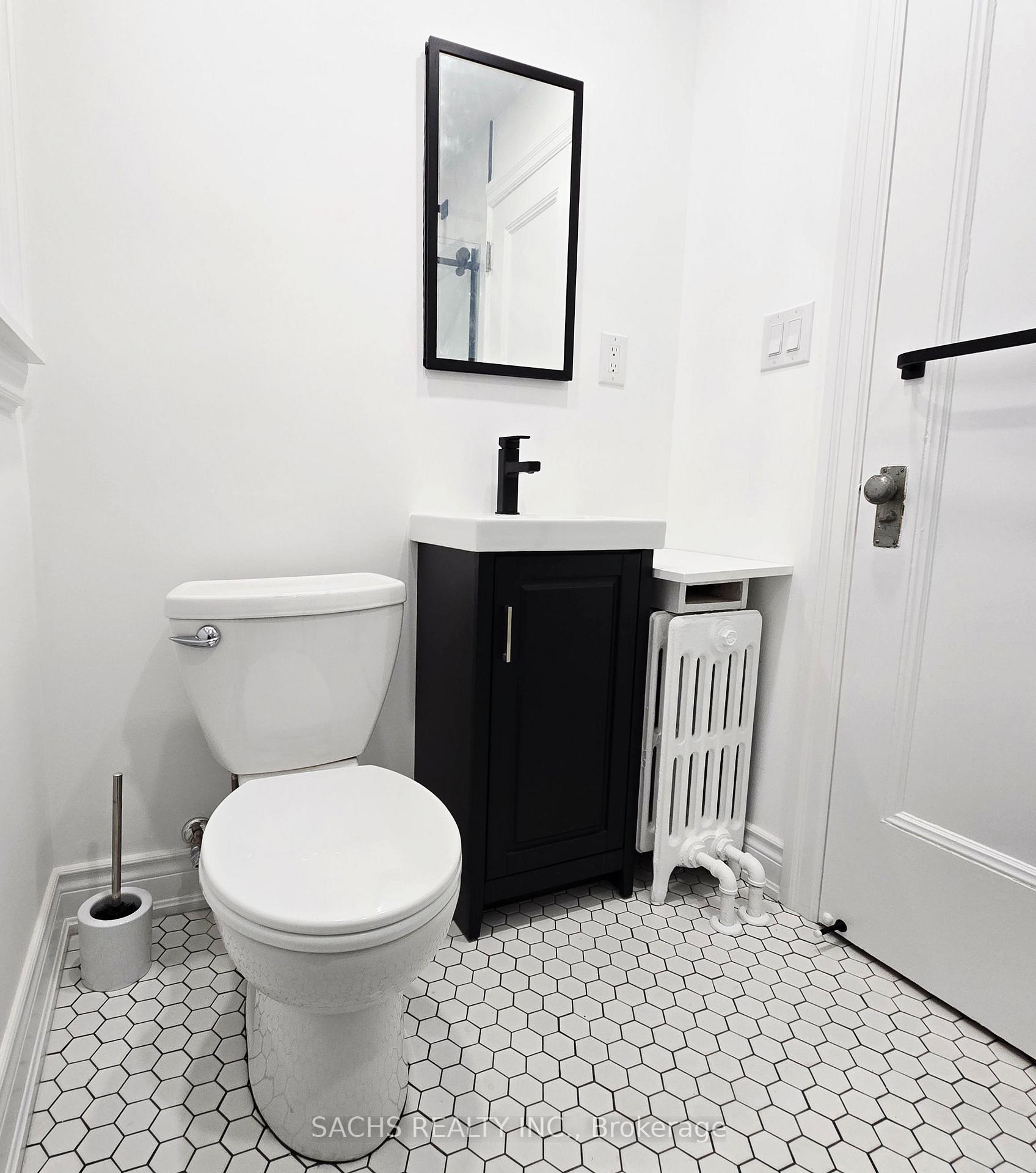 Photo 10 of 61 Latimer Avenue, Toronto, Forest Hill North — HOMEH
