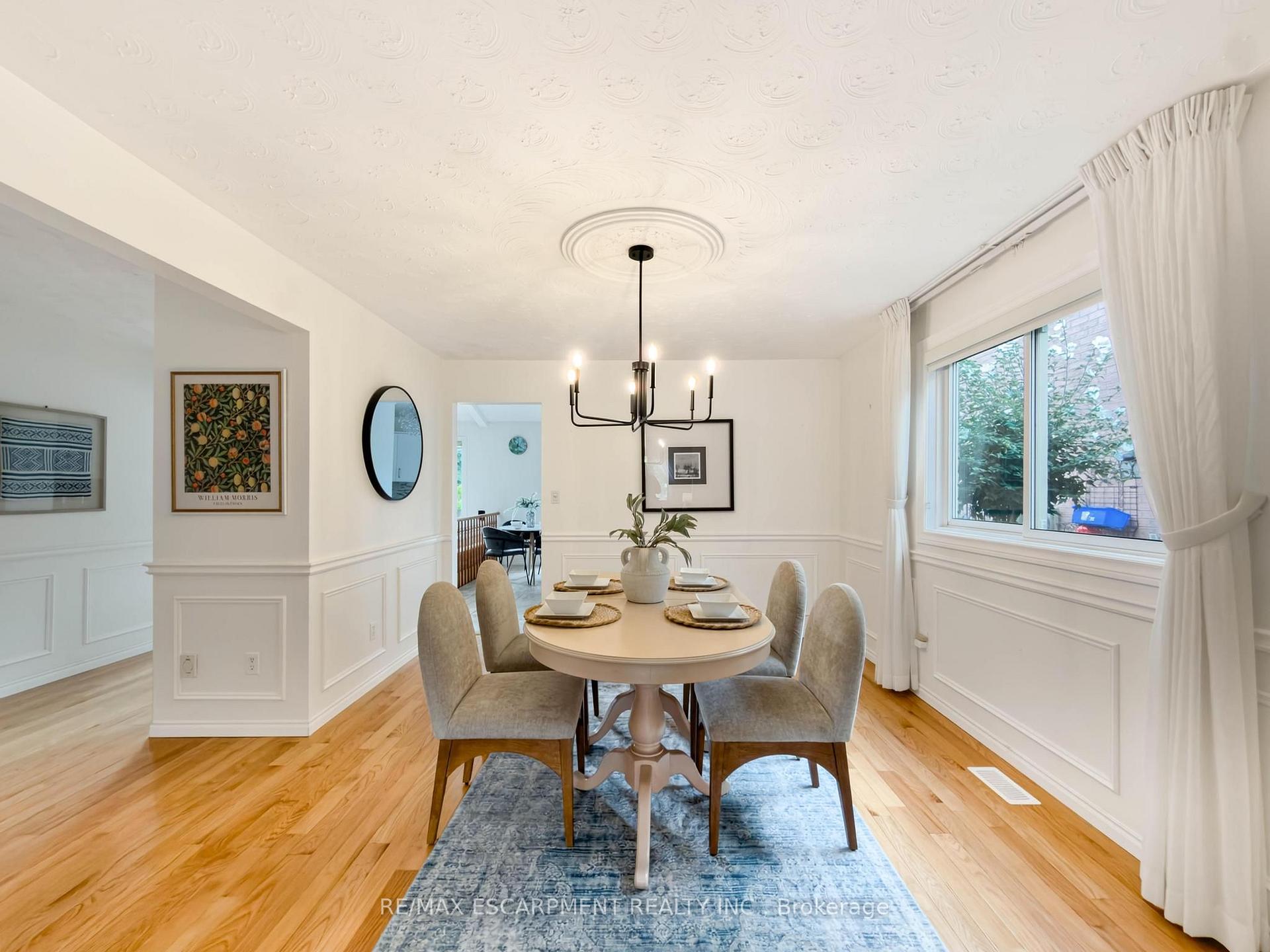 Photo 8 of 1236 Thorpe Road, Burlington, Brant — HOMEH