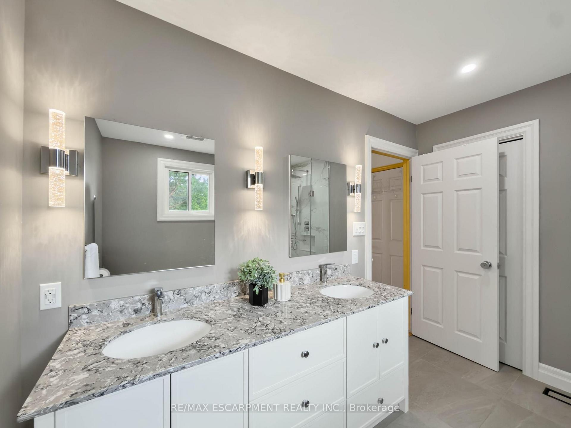 Photo 33 of 1236 Thorpe Road, Burlington, Brant — HOMEH