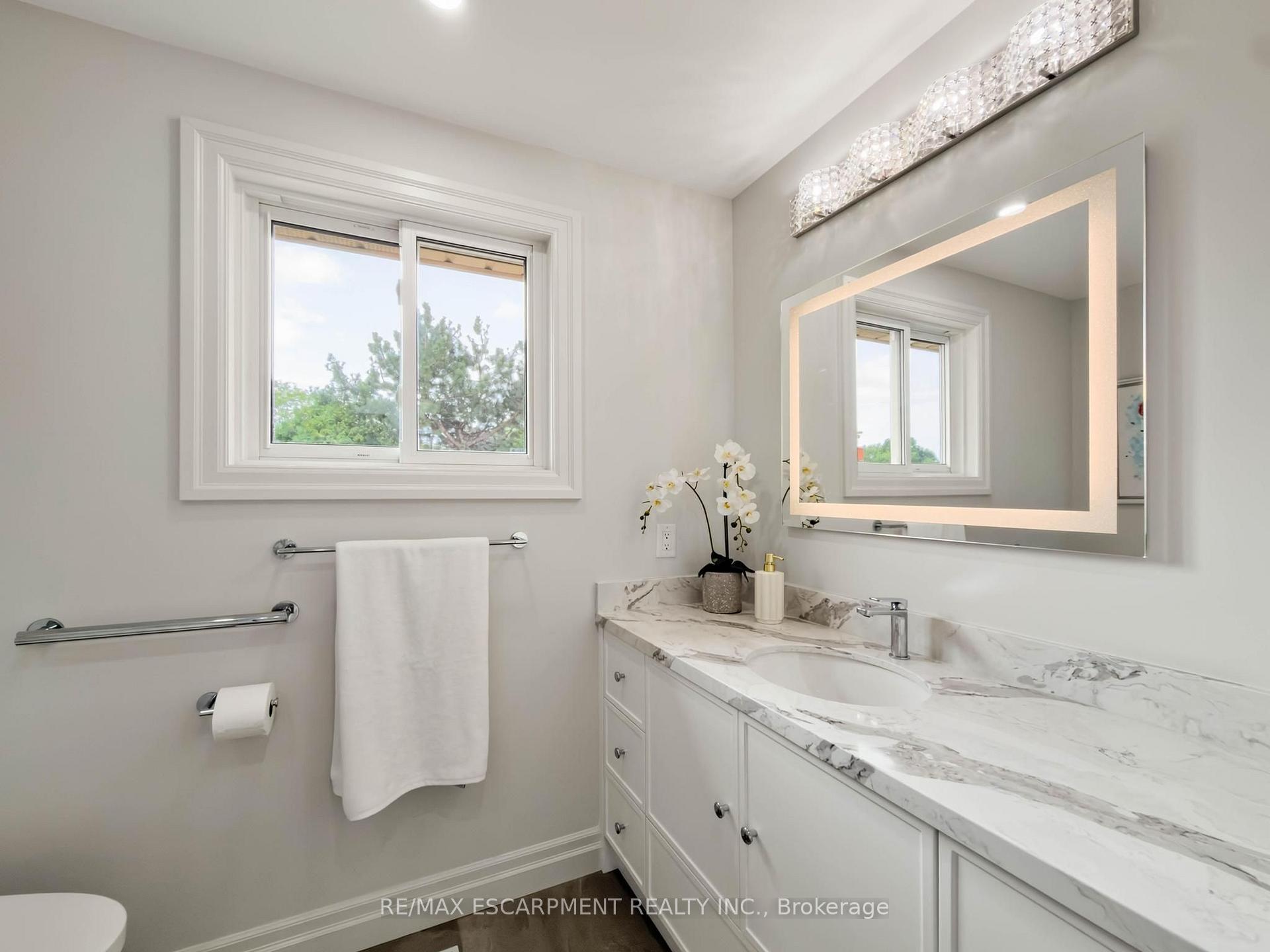 Photo 34 of 1236 Thorpe Road, Burlington, Brant — HOMEH
