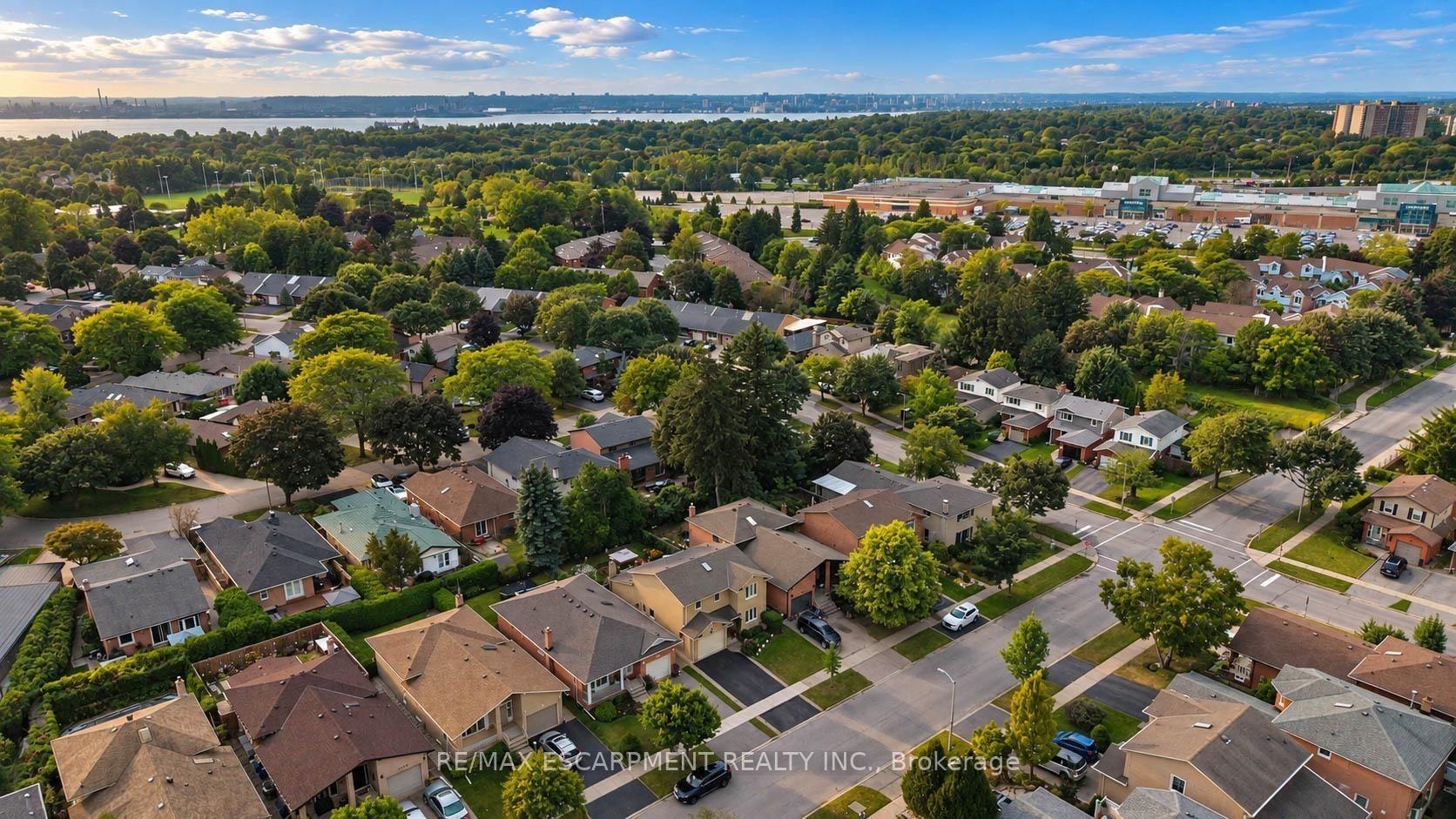 Photo 49 of 1236 Thorpe Road, Burlington, Brant — HOMEH