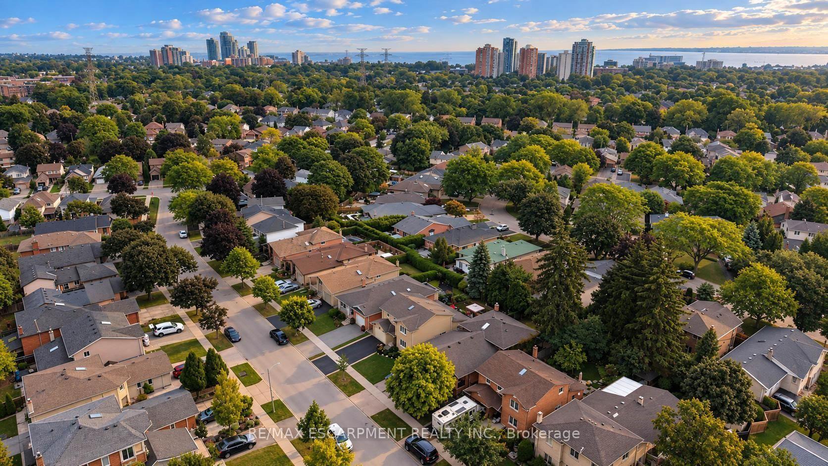 Photo 50 of 1236 Thorpe Road, Burlington, Brant — HOMEH