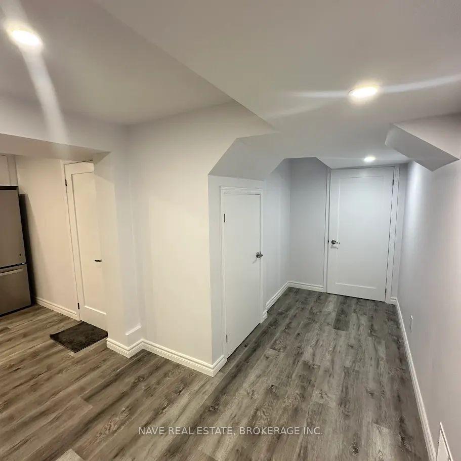 Photo 4 of Unit Basement, 2 Dumaurier Crescent, Richmond Hill, Devonsleigh — HOMEH
