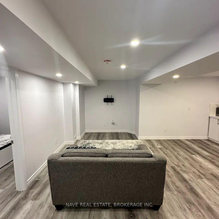 Photo 7 of Unit Basement, 2 Dumaurier Crescent, Richmond Hill, Devonsleigh — HOMEH
