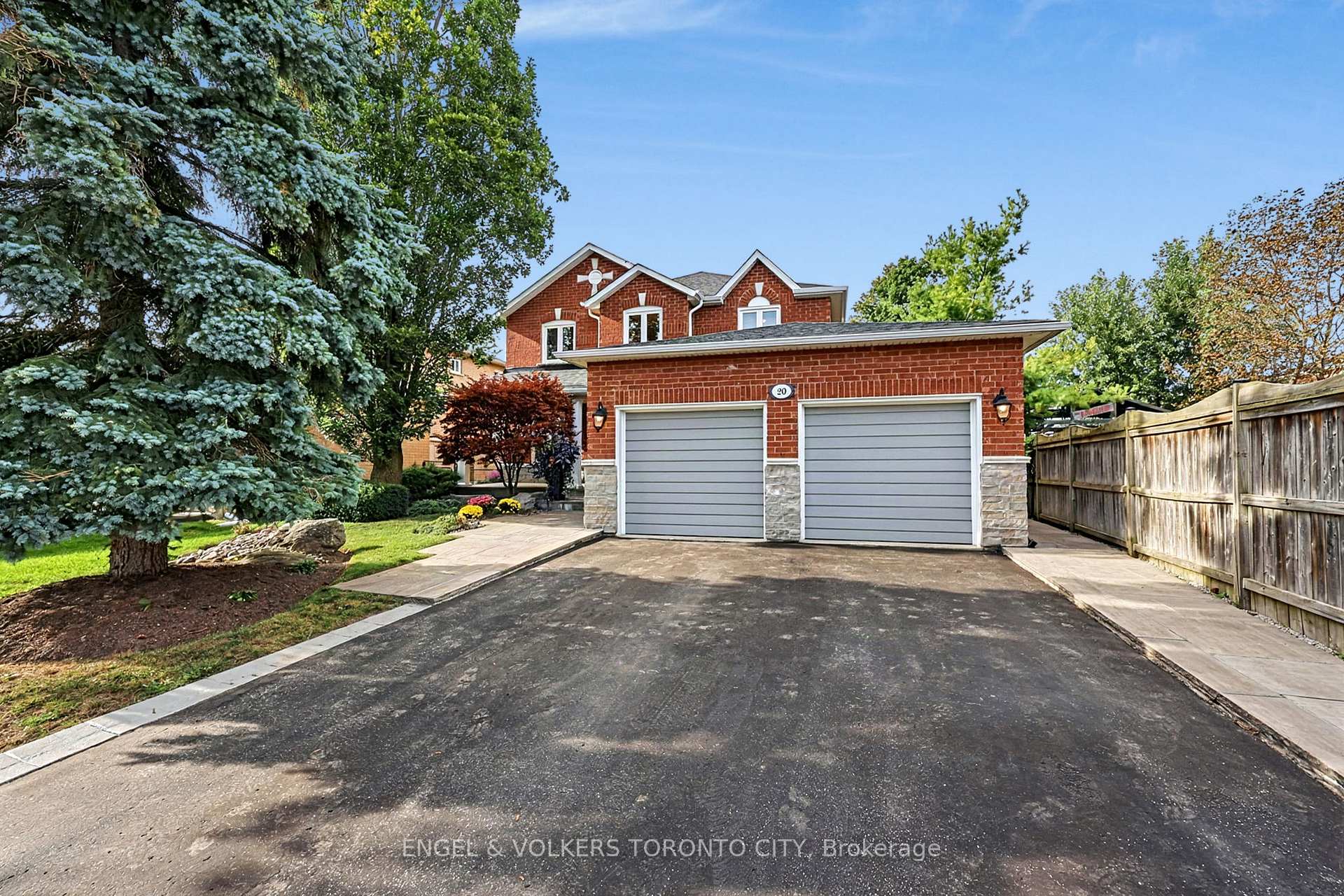 Photo 7 of 20 Speirs Road, Barrie, Holly — HOMEH