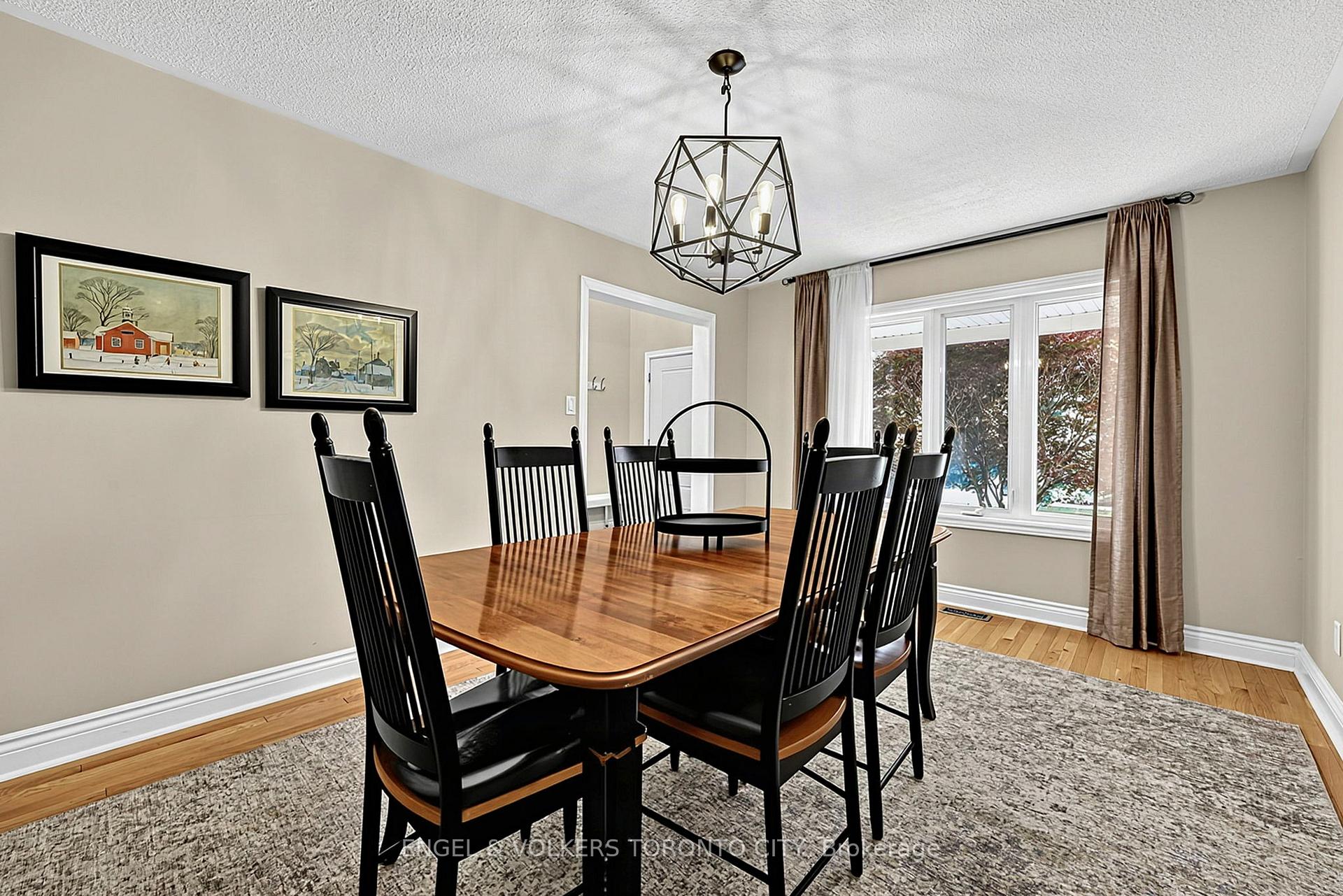 Photo 17 of 20 Speirs Road, Barrie, Holly — HOMEH