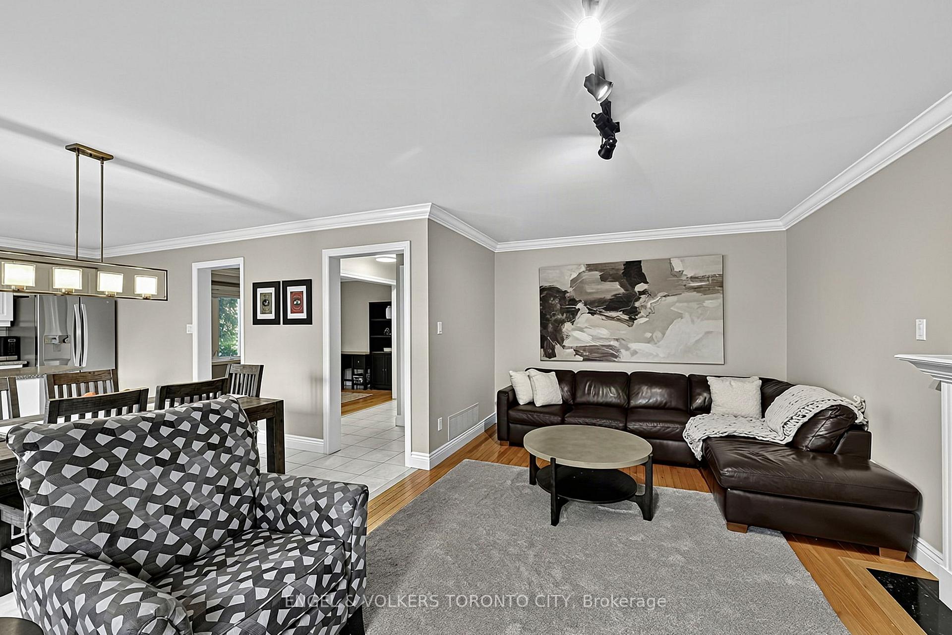 Photo 26 of 20 Speirs Road, Barrie, Holly — HOMEH