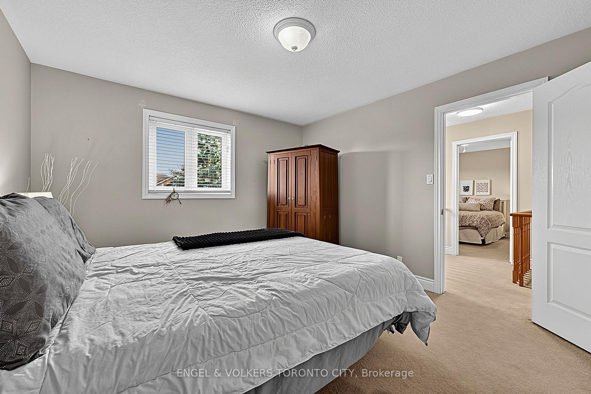 Photo 35 of 20 Speirs Road, Barrie, Holly — HOMEH