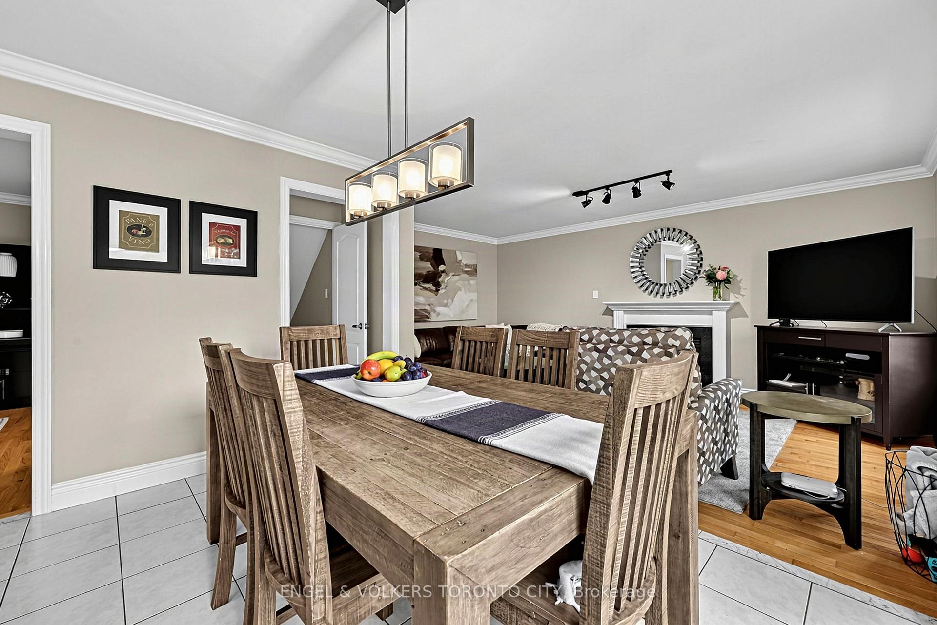Photo 40 of 20 Speirs Road, Barrie, Holly — HOMEH
