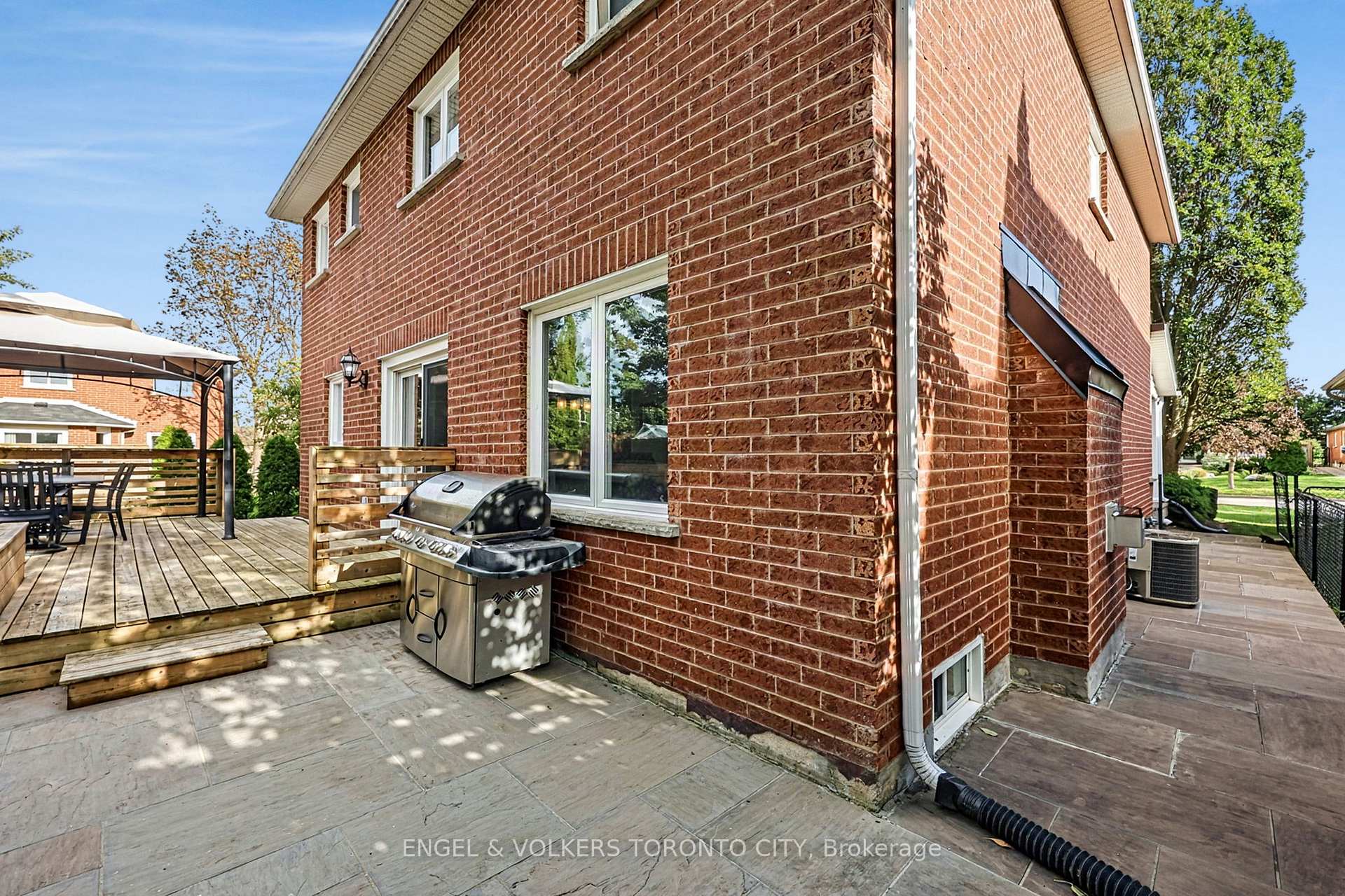 Photo 52 of 20 Speirs Road, Barrie, Holly — HOMEH