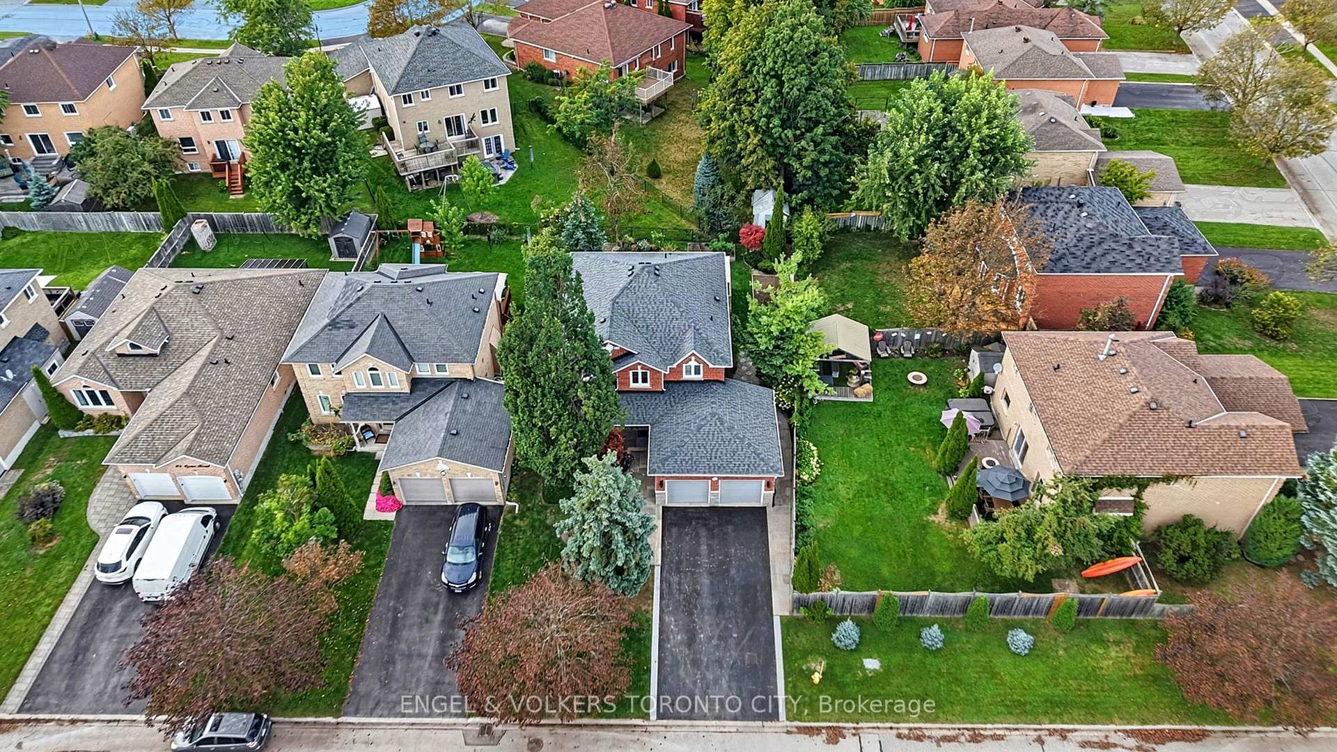 Photo 57 of 20 Speirs Road, Barrie, Holly — HOMEH