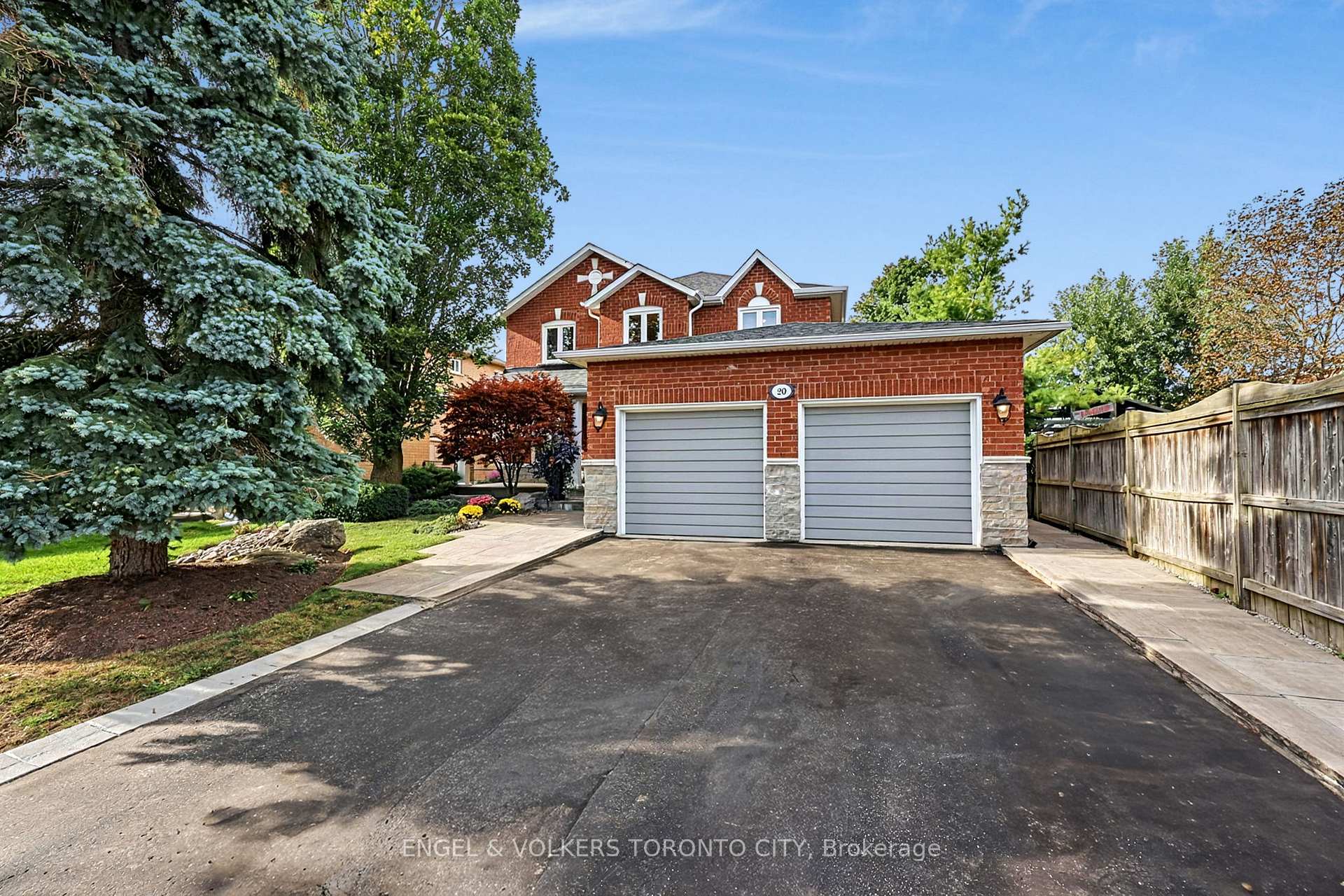 Photo 8 of 20 Speirs Road, Barrie, Holly — HOMEH