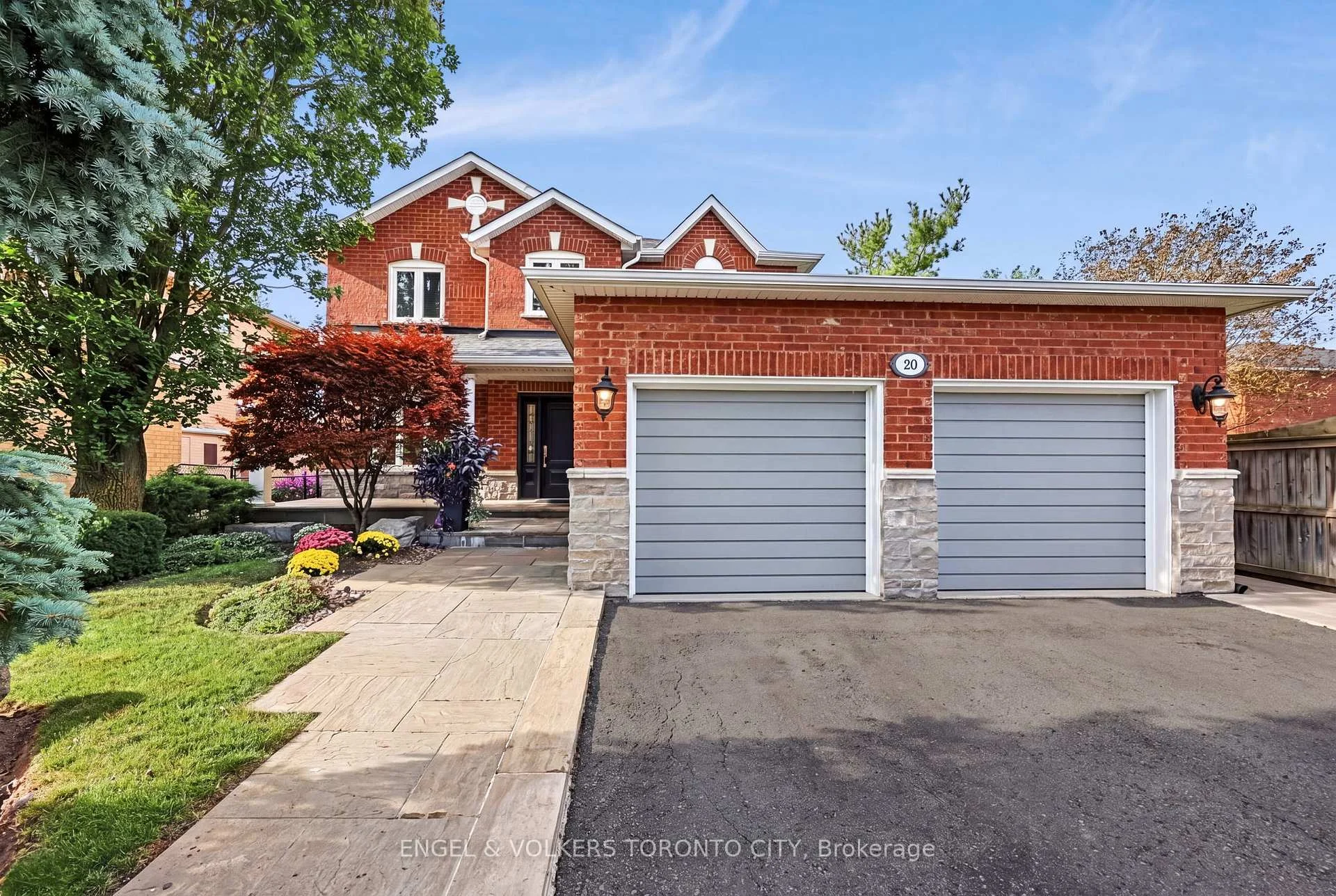 Photo 9 of 20 Speirs Road, Barrie, Holly — HOMEH