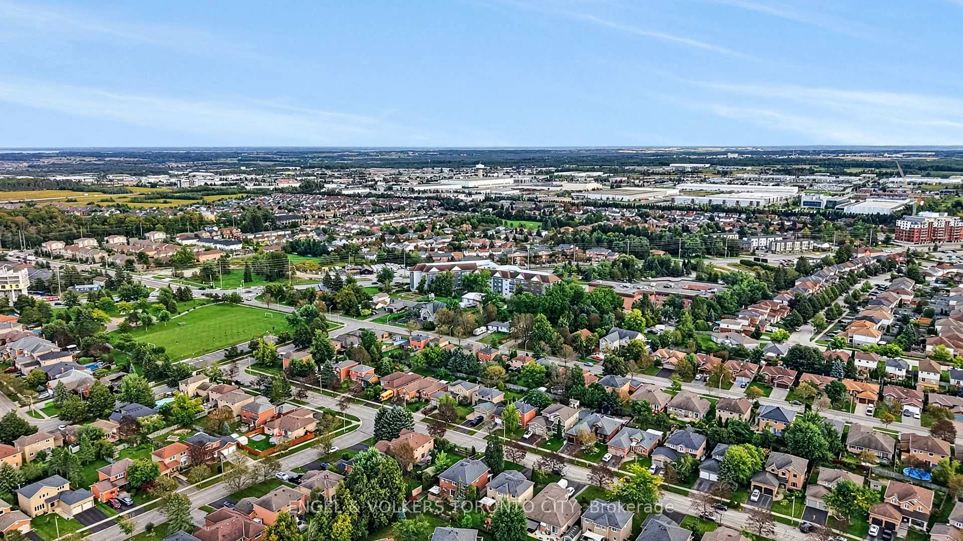 Photo 59 of 20 Speirs Road, Barrie, Holly — HOMEH