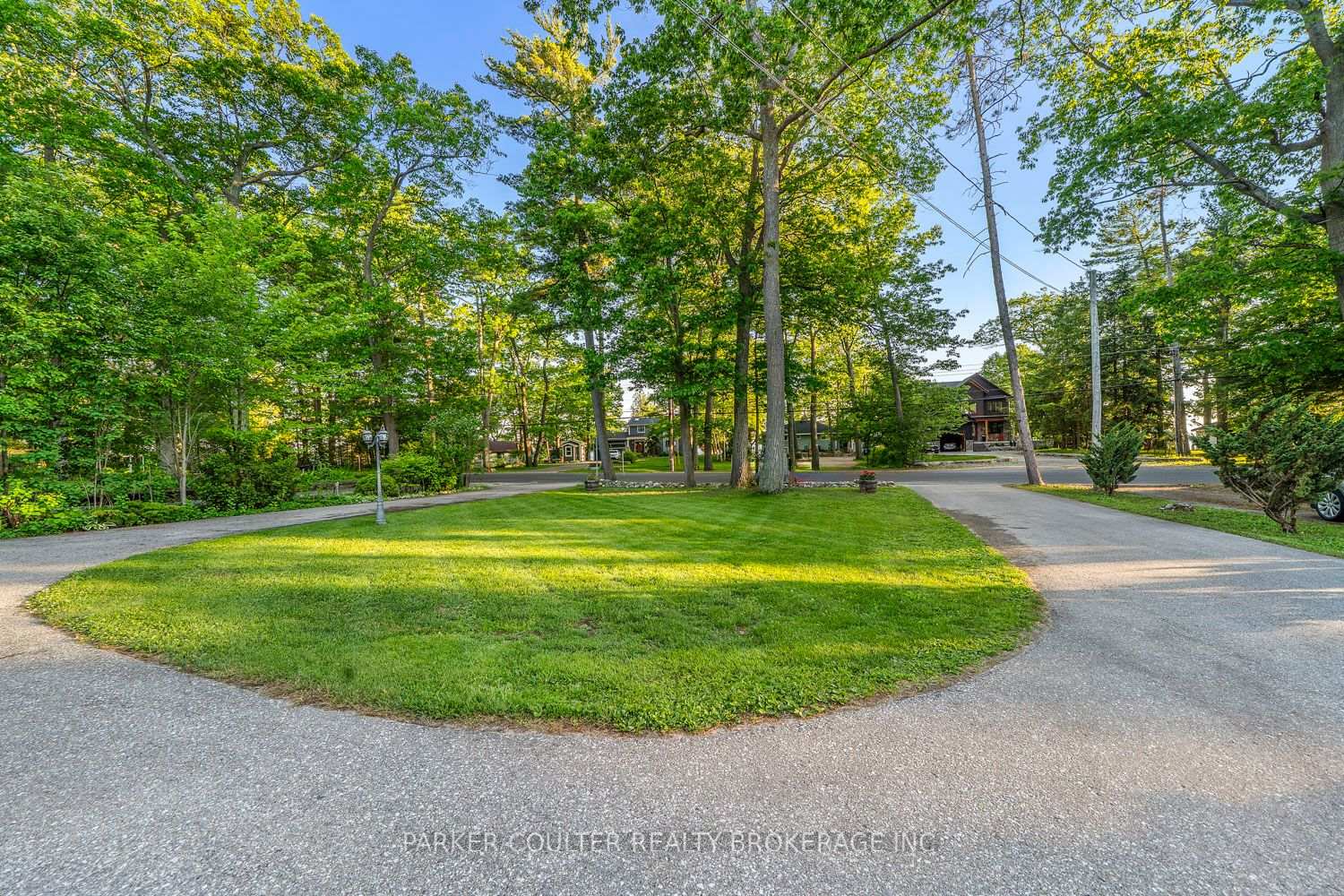 Photo 5 of 1811 Tiny Beaches Road S, Tiny, Rural Tiny — HOMEH