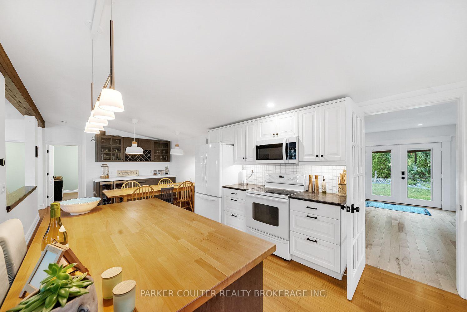 Photo 12 of 1811 Tiny Beaches Road S, Tiny, Rural Tiny — HOMEH
