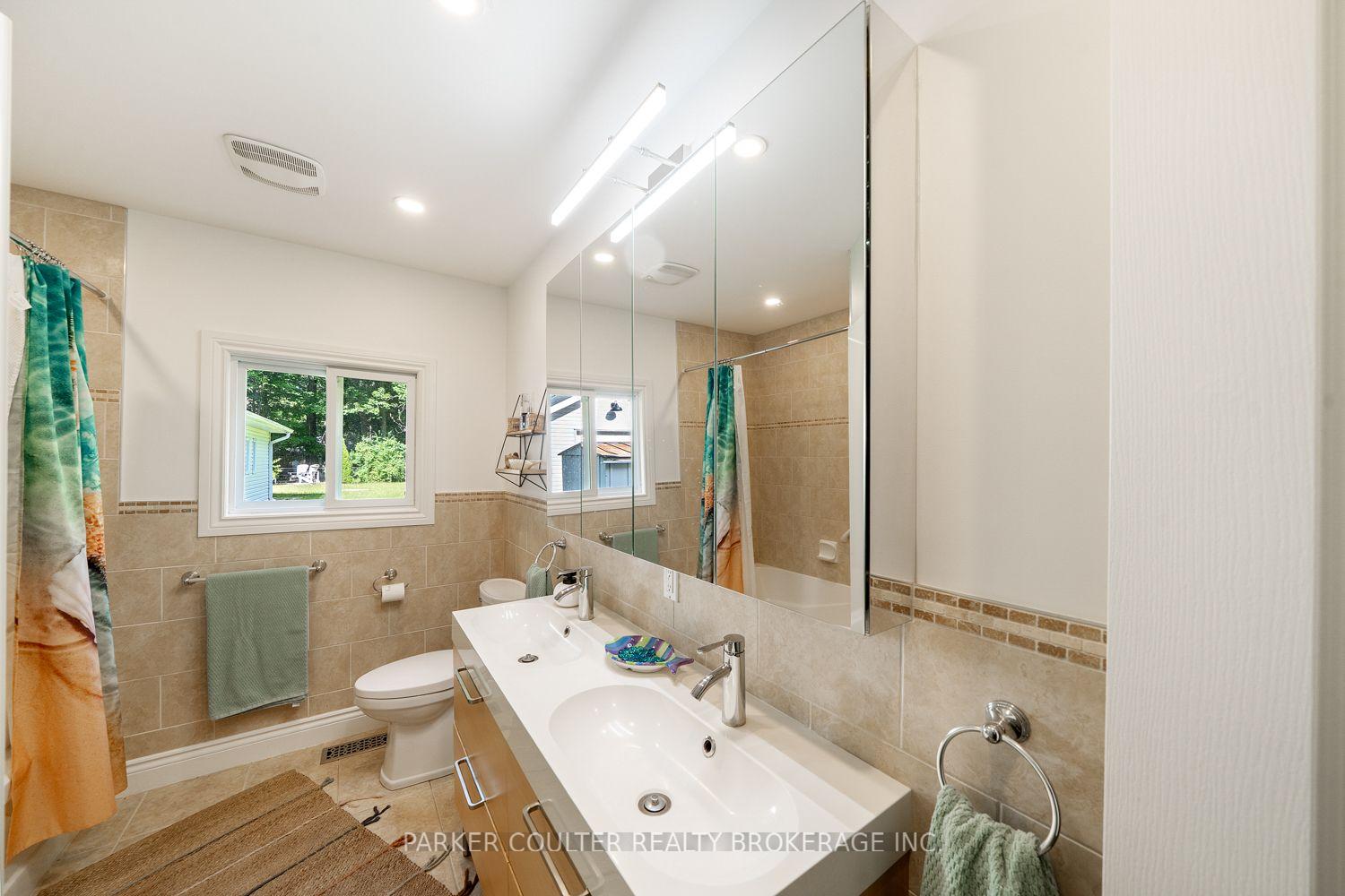 Photo 28 of 1811 Tiny Beaches Road S, Tiny, Rural Tiny — HOMEH