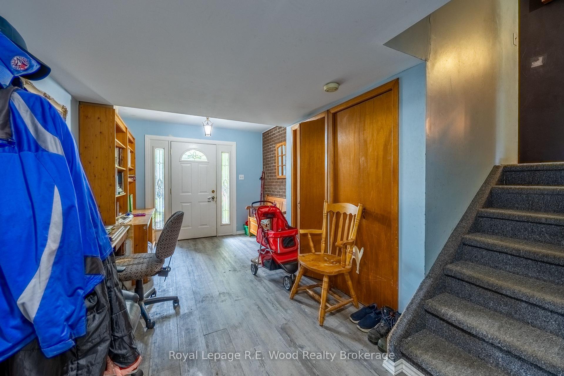 Photo 2 of 4 Owl Drive, Tillsonburg — HOMEH