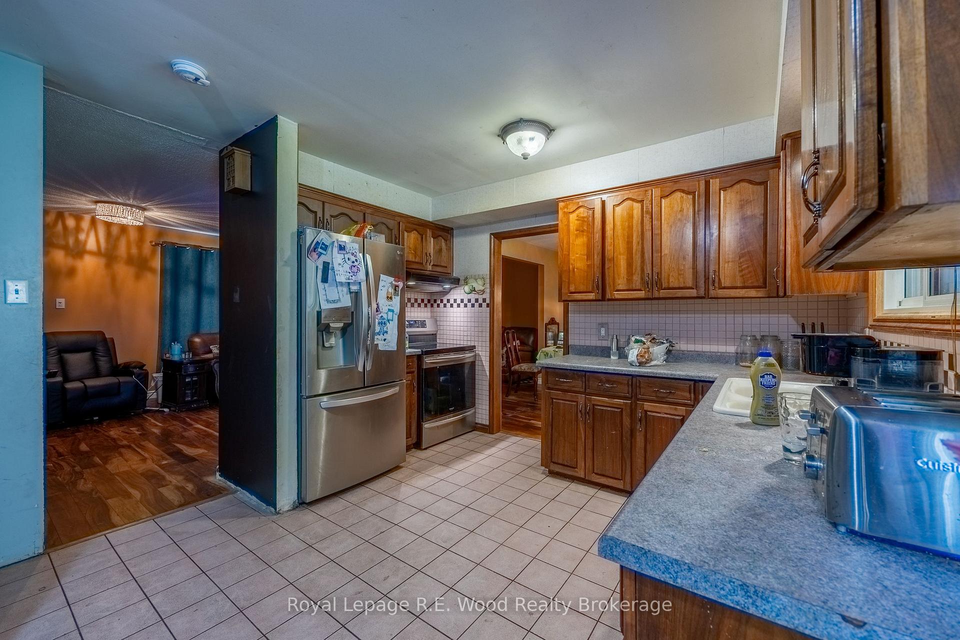Photo 10 of 4 Owl Drive, Tillsonburg — HOMEH