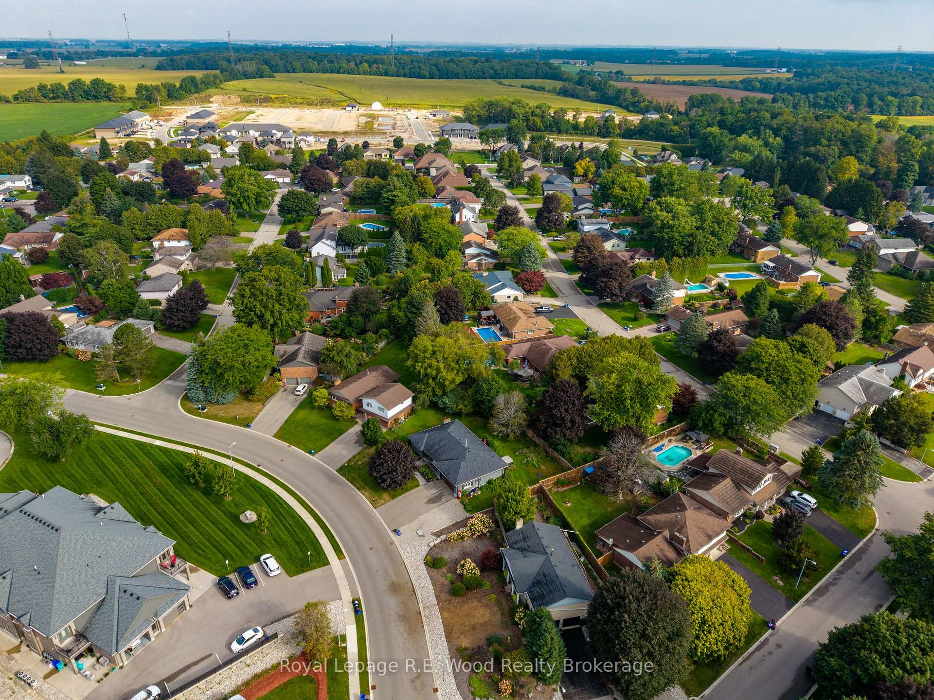 Photo 36 of 4 Owl Drive, Tillsonburg — HOMEH