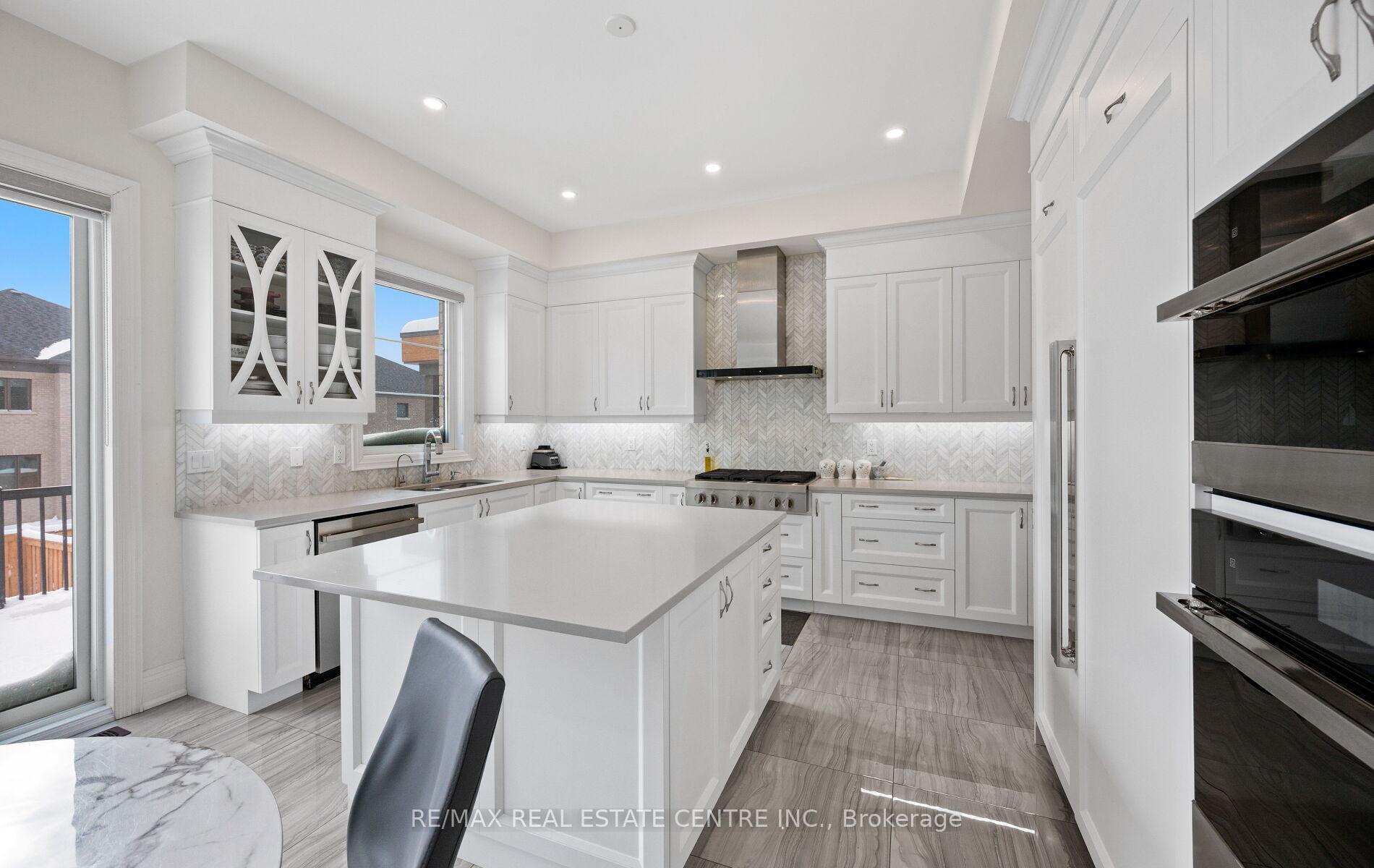 Photo 22 of 160 Wainfleet Crescent, Vaughan, Vellore Village — HOMEH