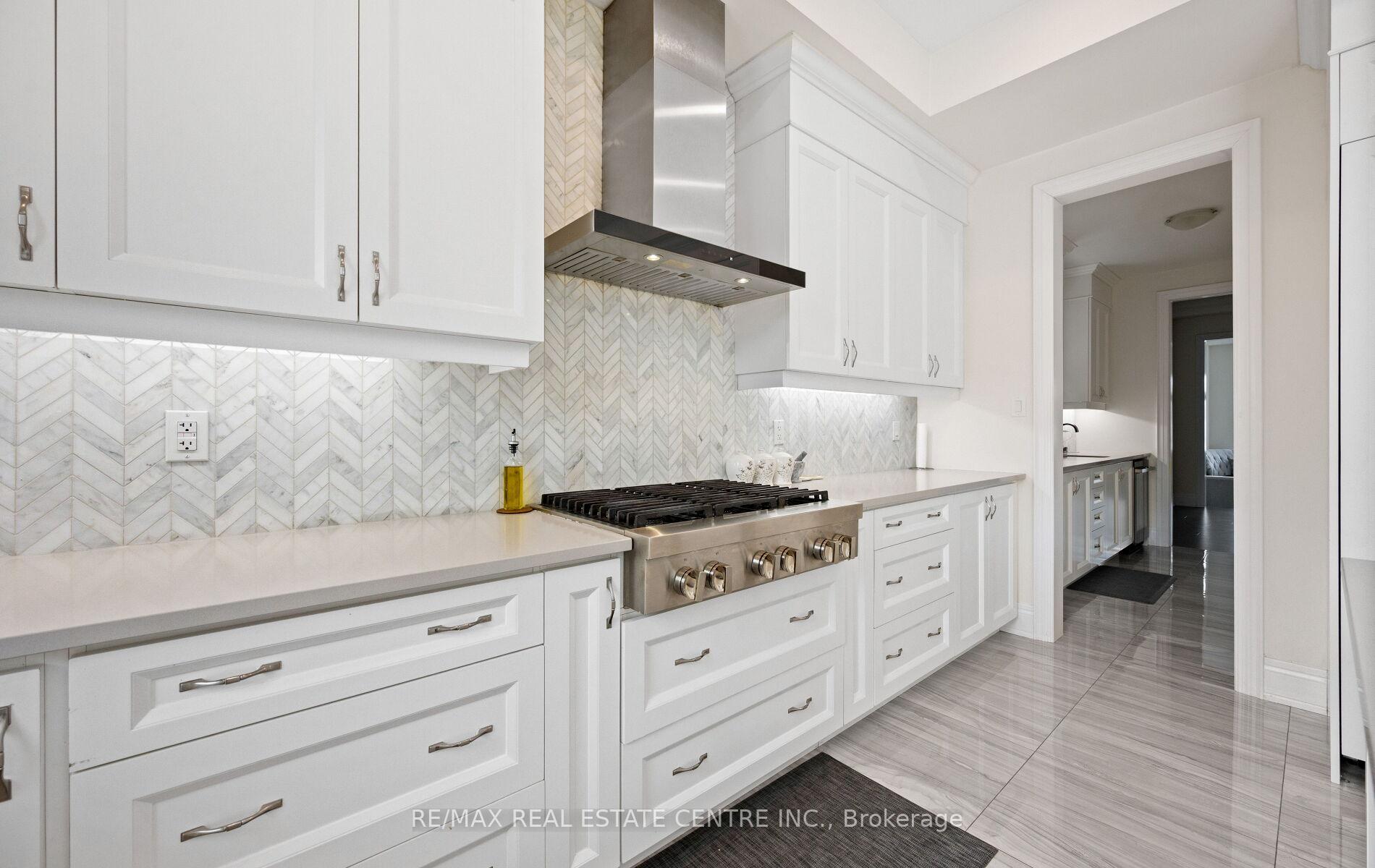 Photo 25 of 160 Wainfleet Crescent, Vaughan, Vellore Village — HOMEH