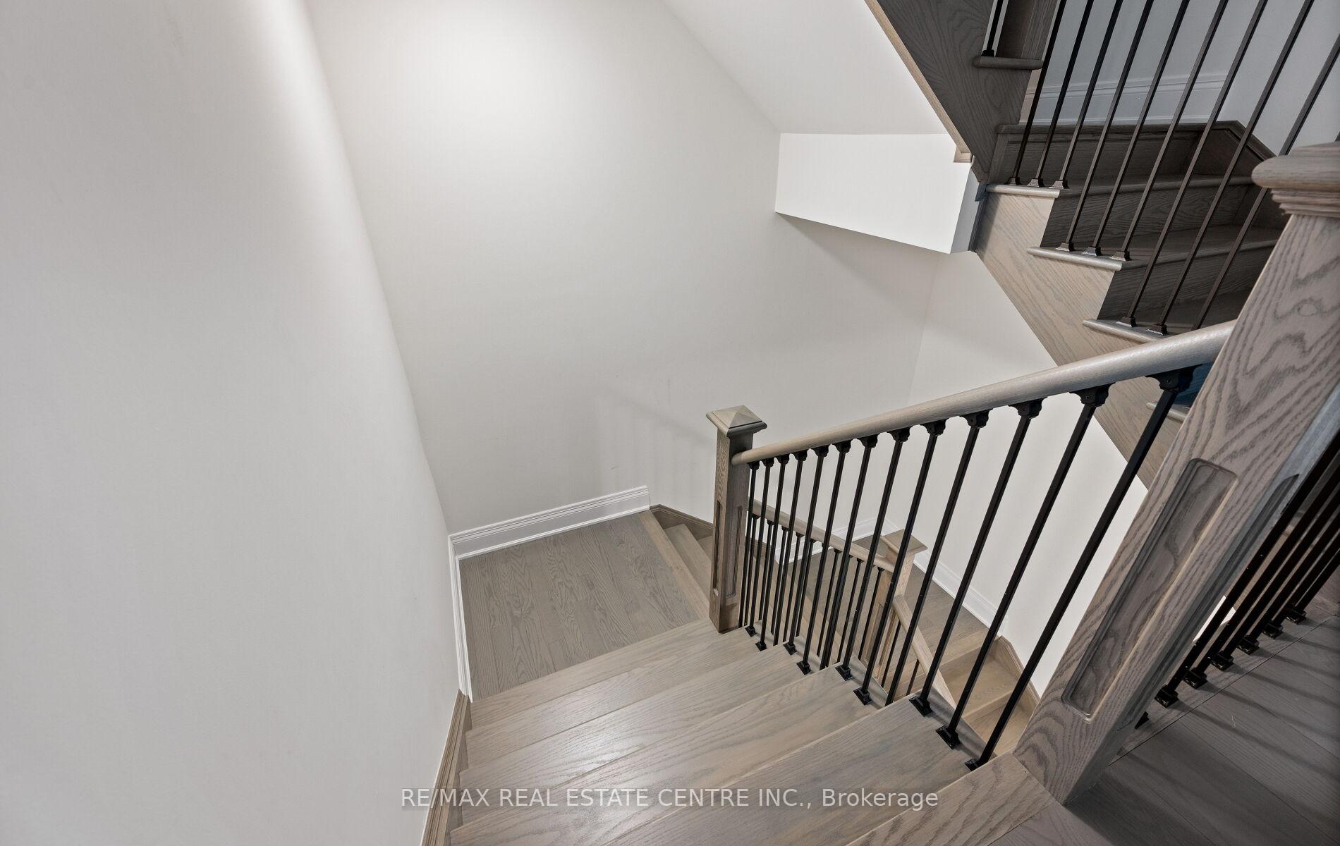 Photo 42 of 160 Wainfleet Crescent, Vaughan, Vellore Village — HOMEH