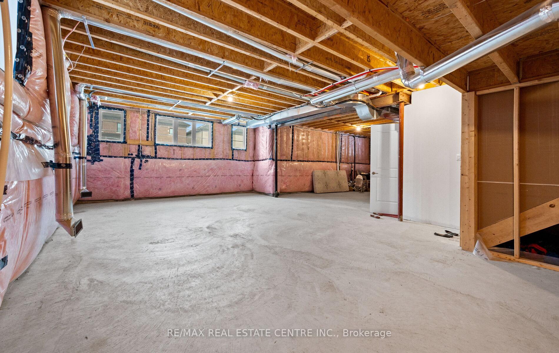 Photo 44 of 160 Wainfleet Crescent, Vaughan, Vellore Village — HOMEH