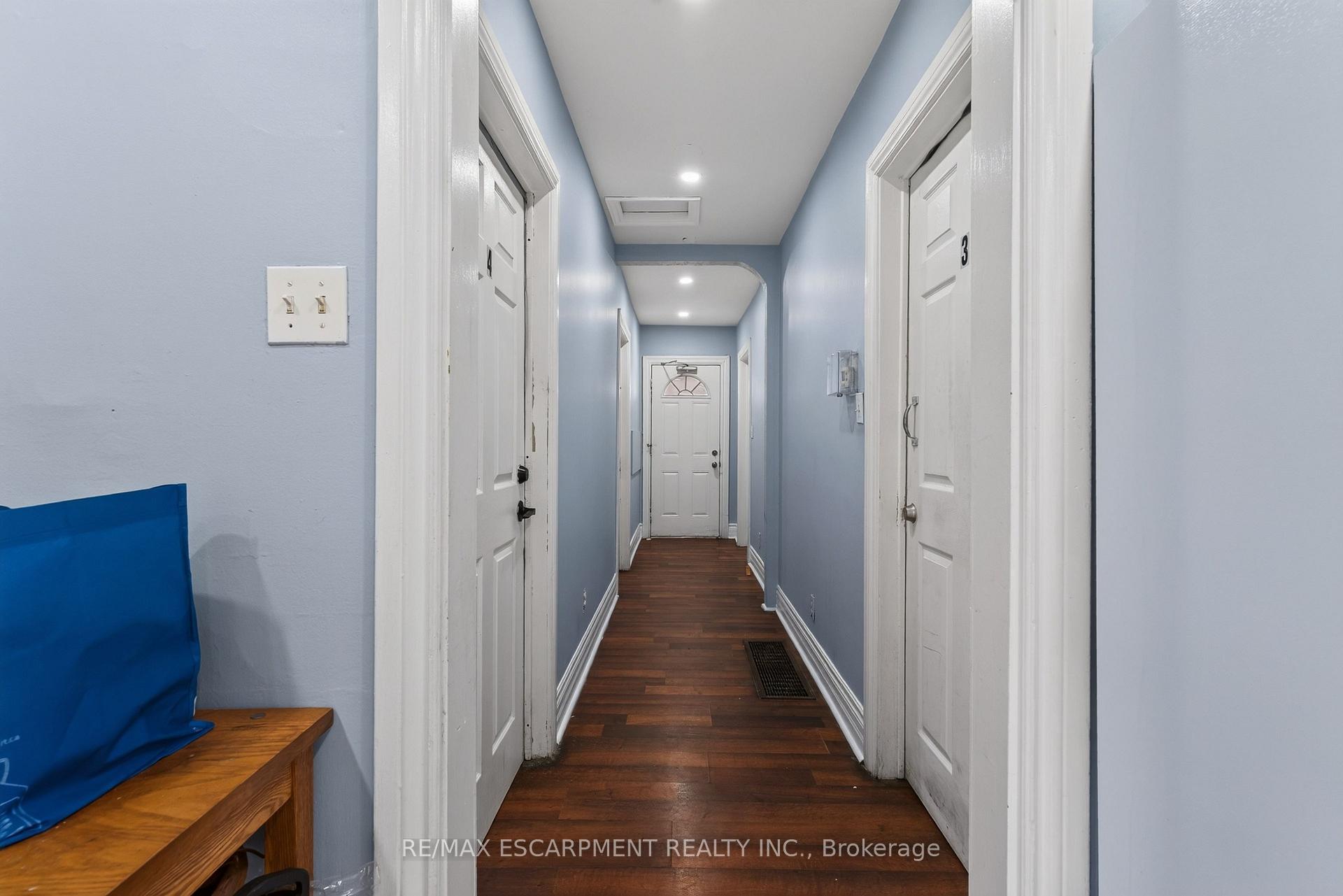 Photo 12 of 241 West 5th Street W, Hamilton, Bonnington — HOMEH