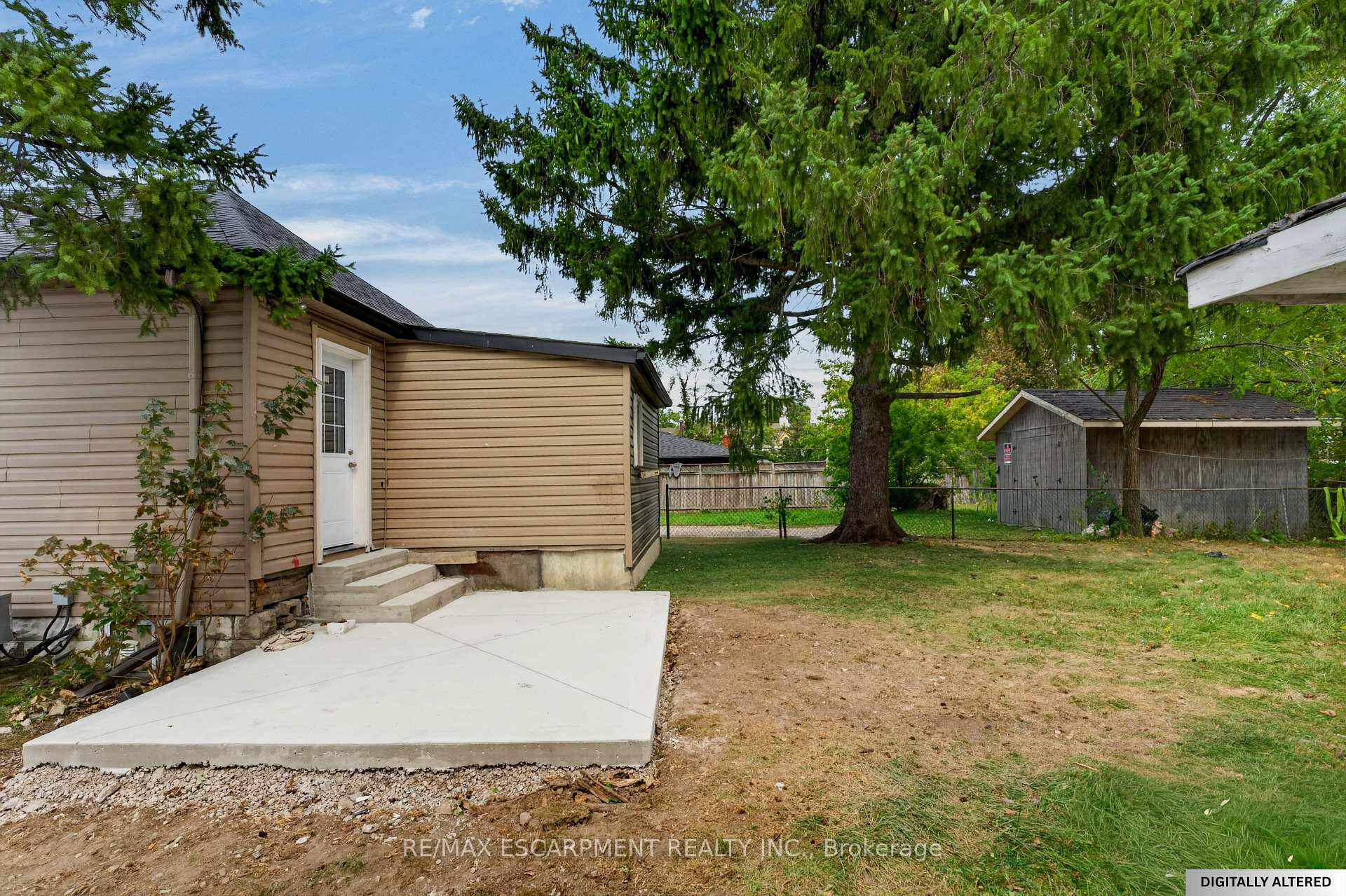 Photo 19 of 241 West 5th Street W, Hamilton, Bonnington — HOMEH
