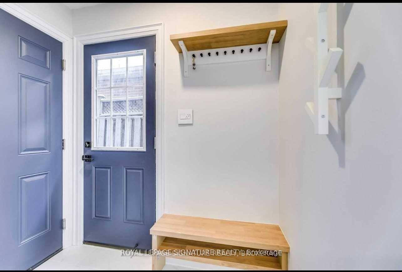 Photo 2 of Unit Basement, 5214 Palomar Crescent, Mississauga, Hurontario — HOMEH