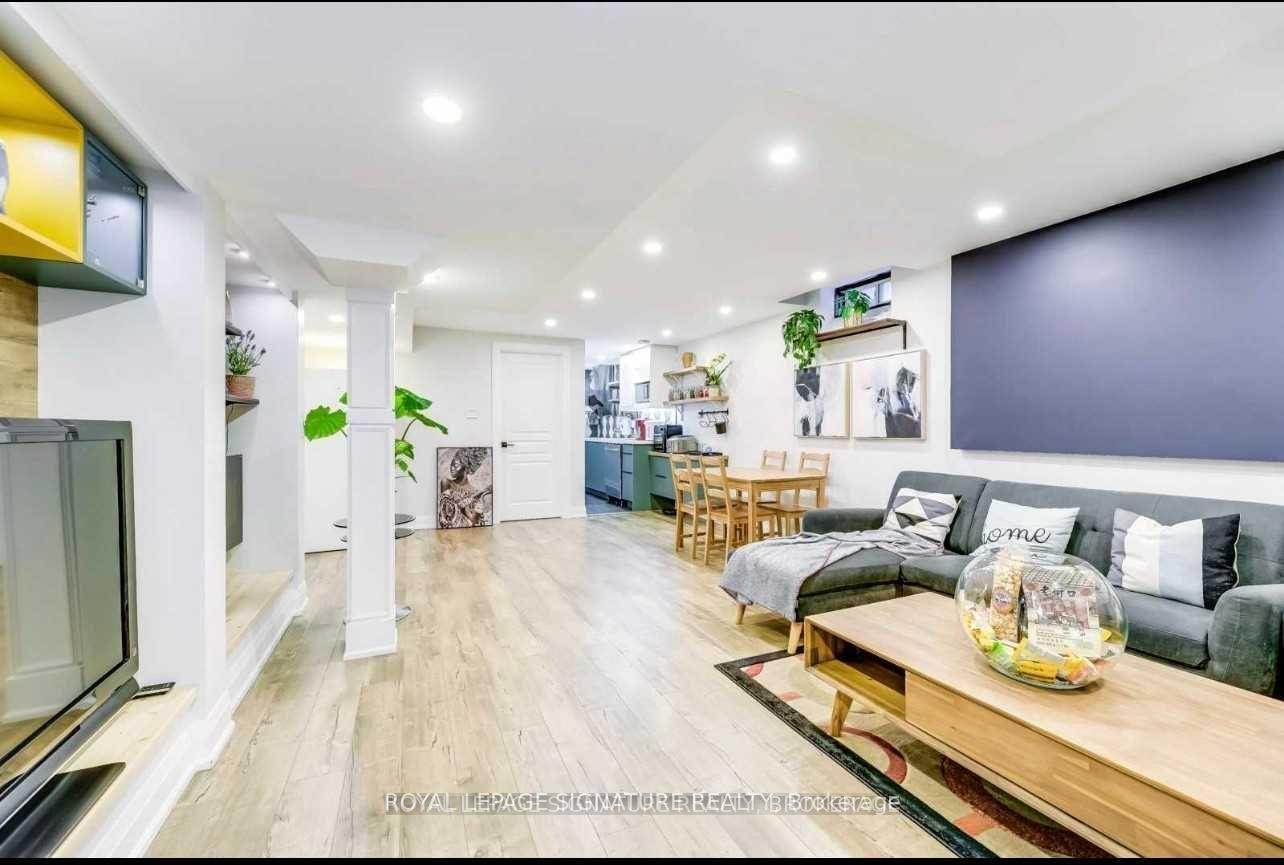 Photo 5 of Unit Basement, 5214 Palomar Crescent, Mississauga, Hurontario — HOMEH