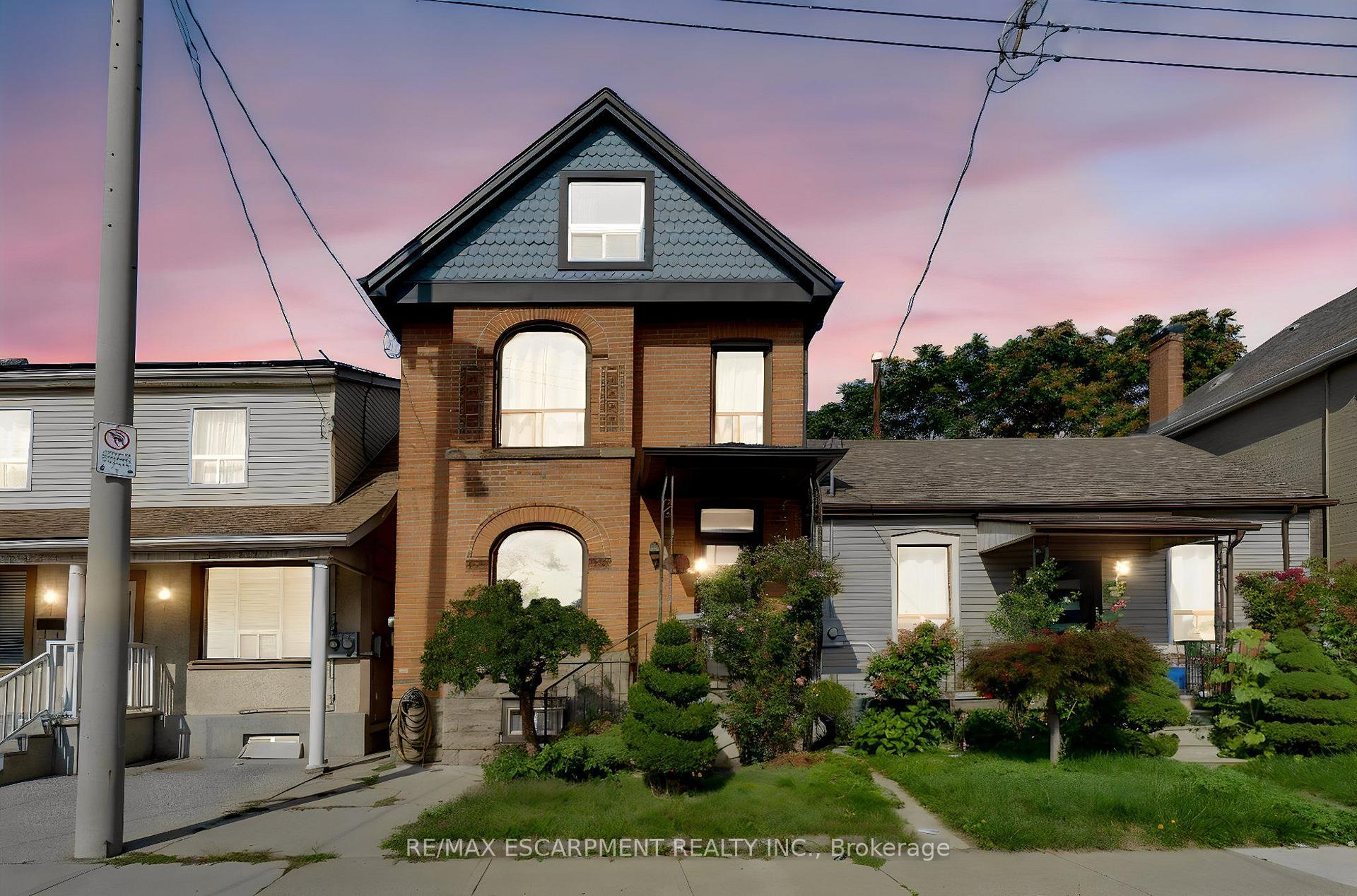 Photo 2 of 23 Oak Avenue, Hamilton, Landsdale — HOMEH