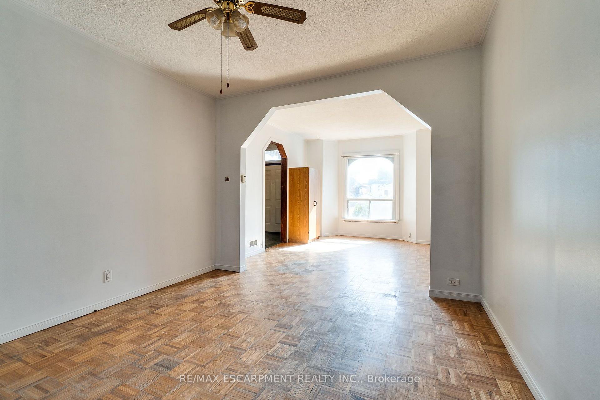 Photo 19 of 23 Oak Avenue, Hamilton, Landsdale — HOMEH