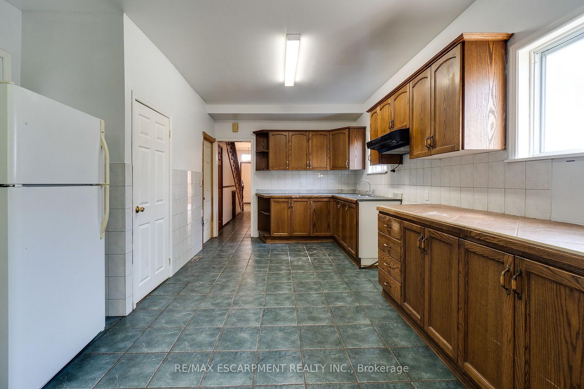 Photo 22 of 23 Oak Avenue, Hamilton, Landsdale — HOMEH