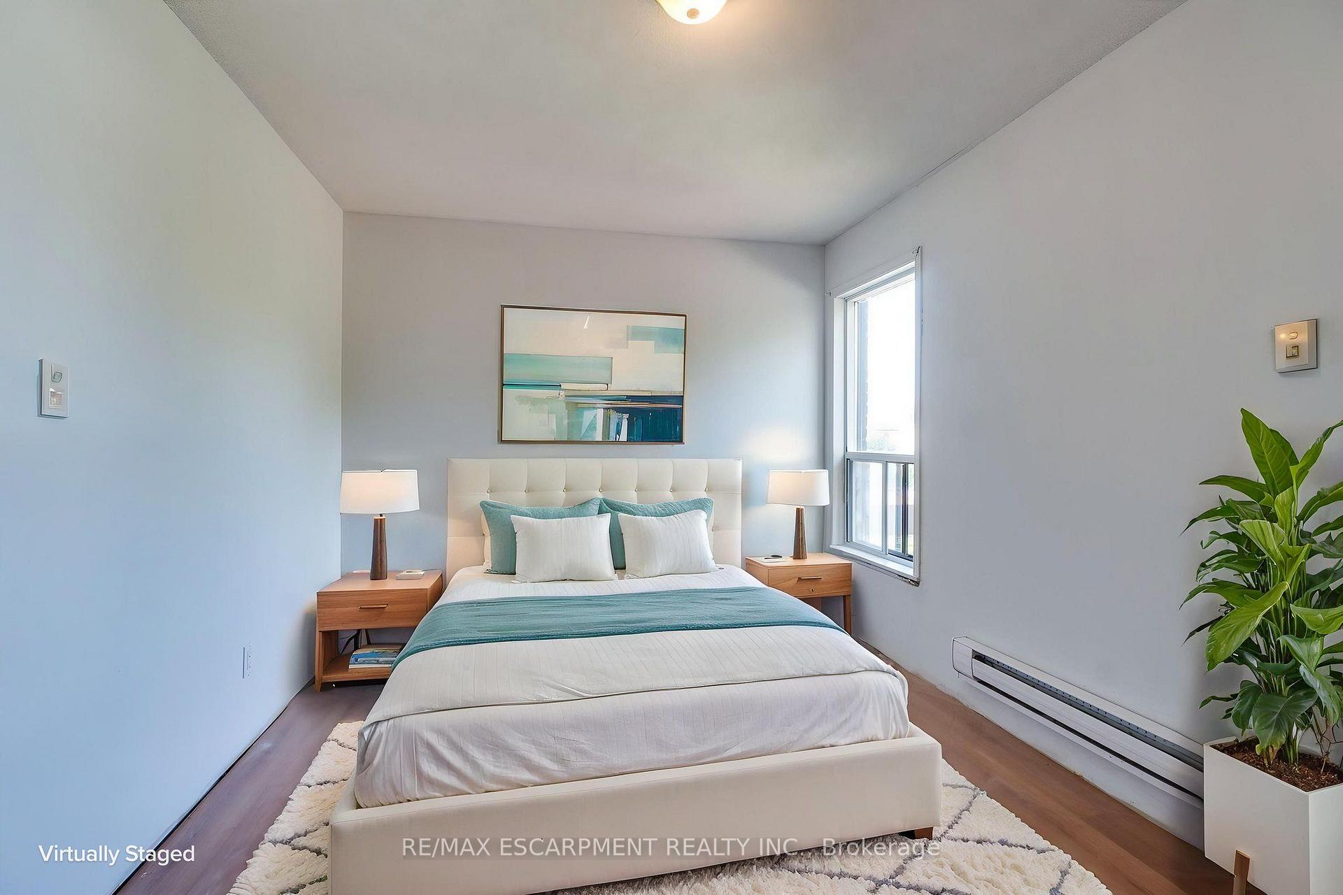 Photo 45 of 23 Oak Avenue, Hamilton, Landsdale — HOMEH