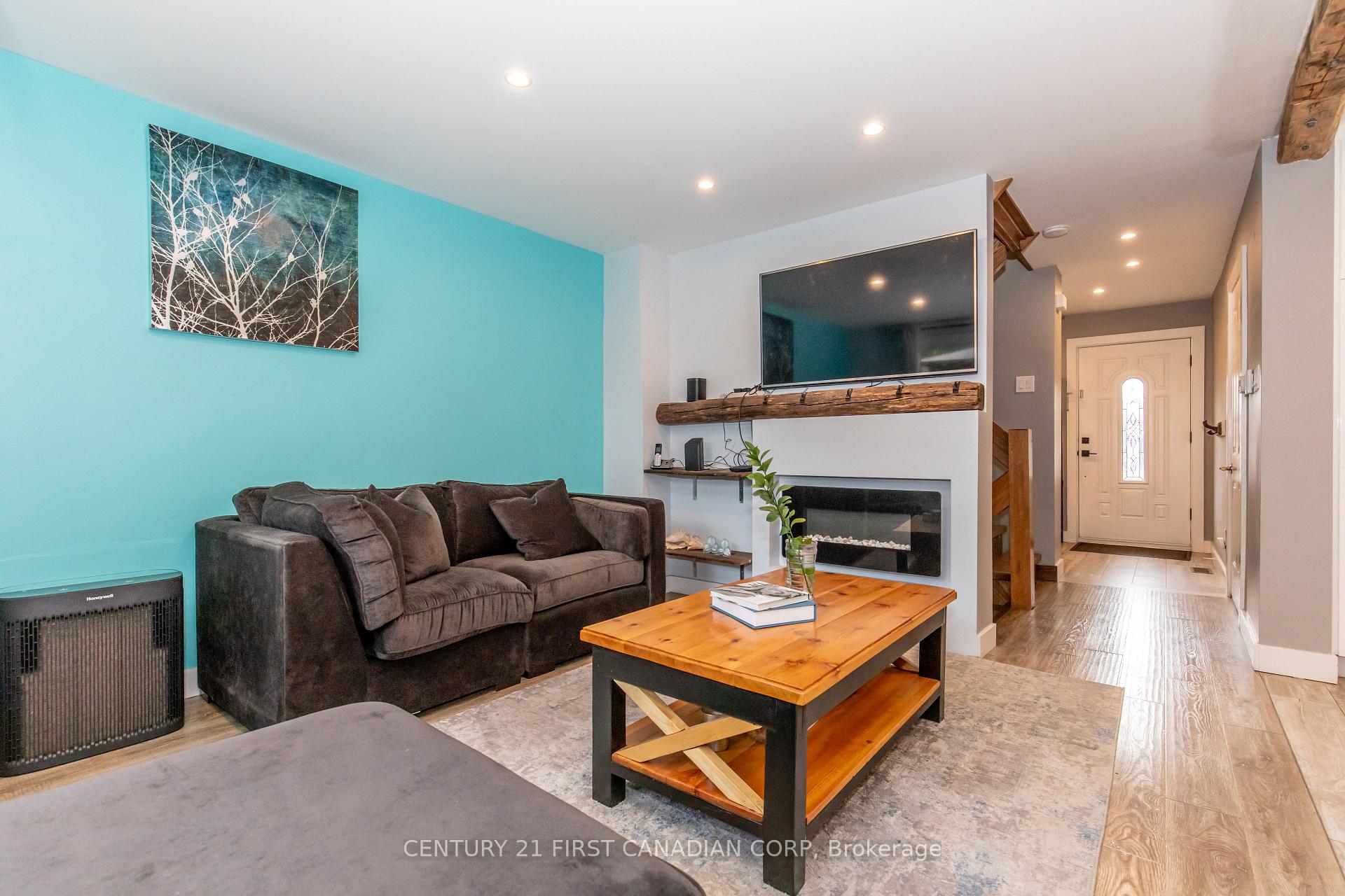 Photo 13 of 1279 Jalna Boulevard, London, South X — HOMEH